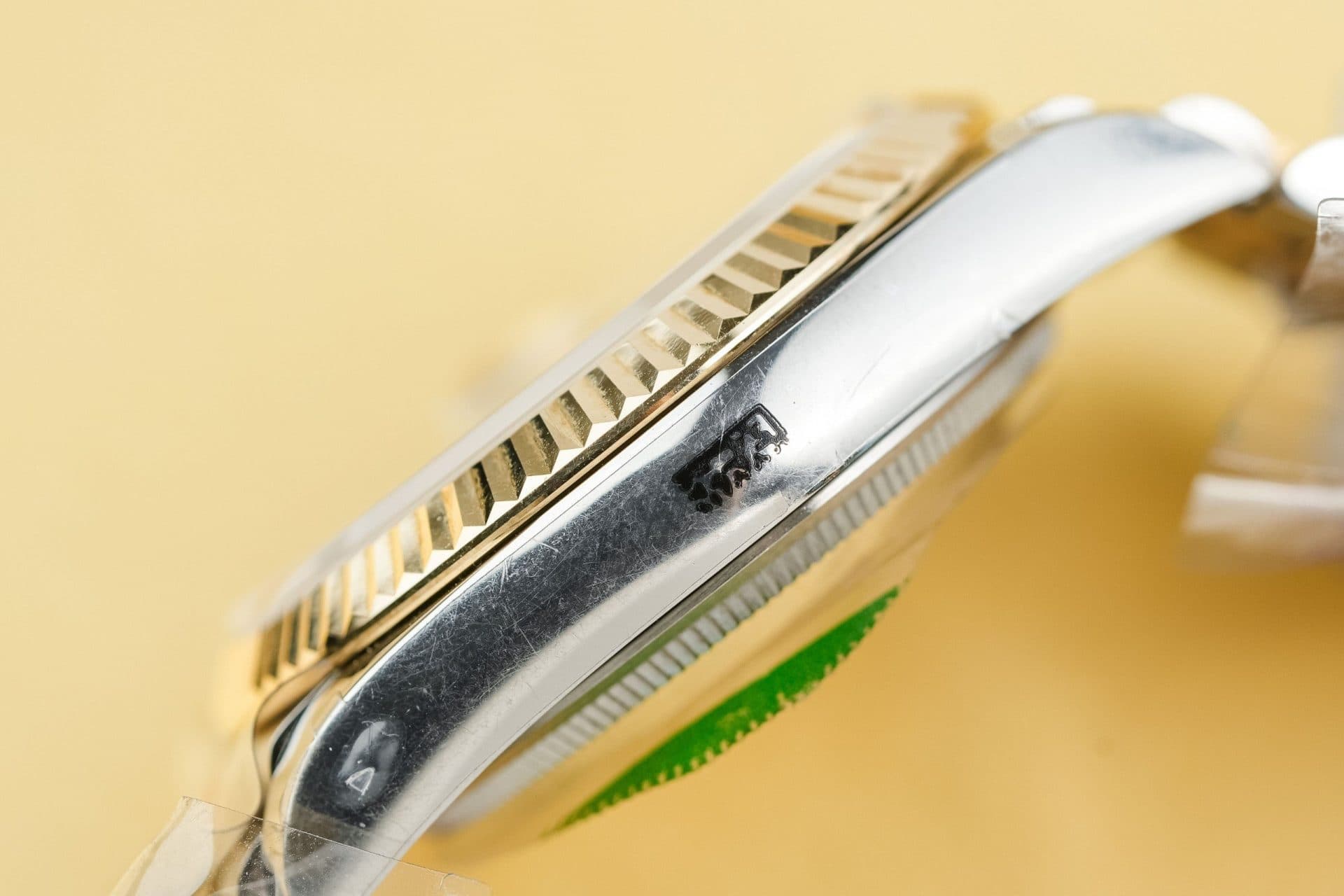 Dong-Ho-Rolex-Che-Tac-DateJust-126233-Mat-Nep-Gap-Boc-Vang-GM-Factory-36mm-3-1