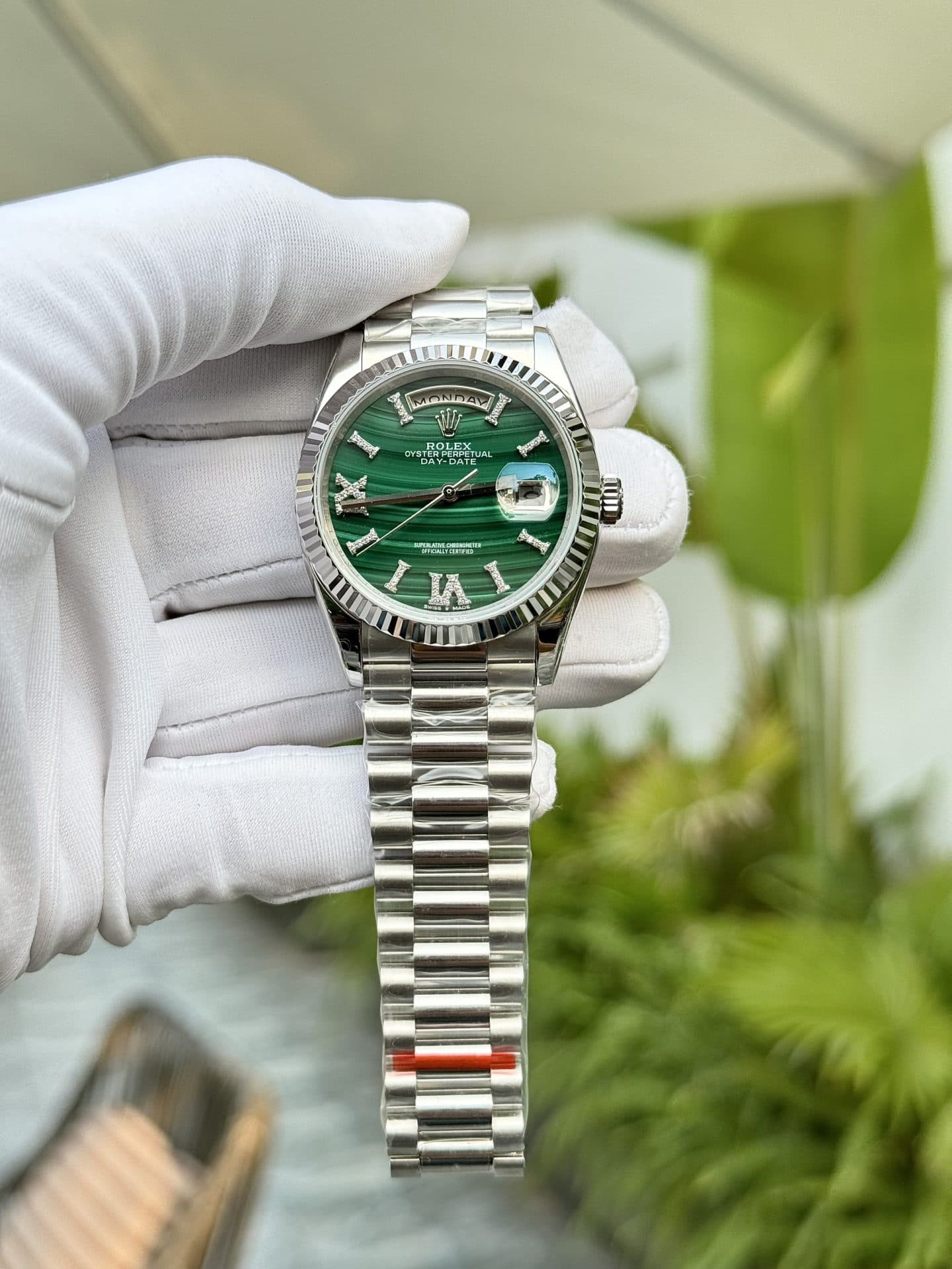 Dong-Ho-Rolex-Che-Tac-Day-Date-Mat-So-Da-Khong-Tuoc-Xanh-40mm-4-1