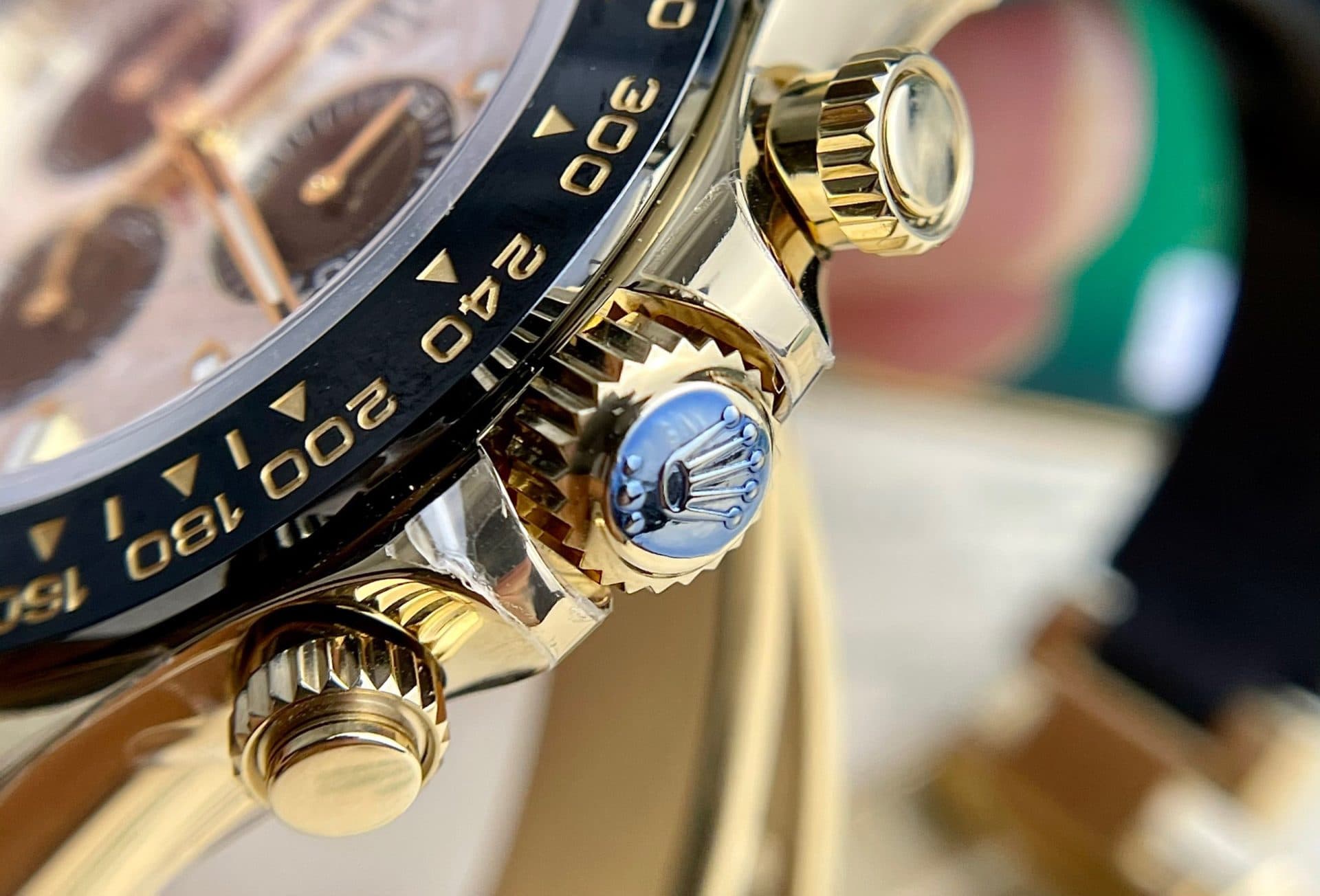 Dong-Ho-Rolex-Che-Tac-Daytona-116518LN-Do-Mat-Thien-Thach-40mm-6-1