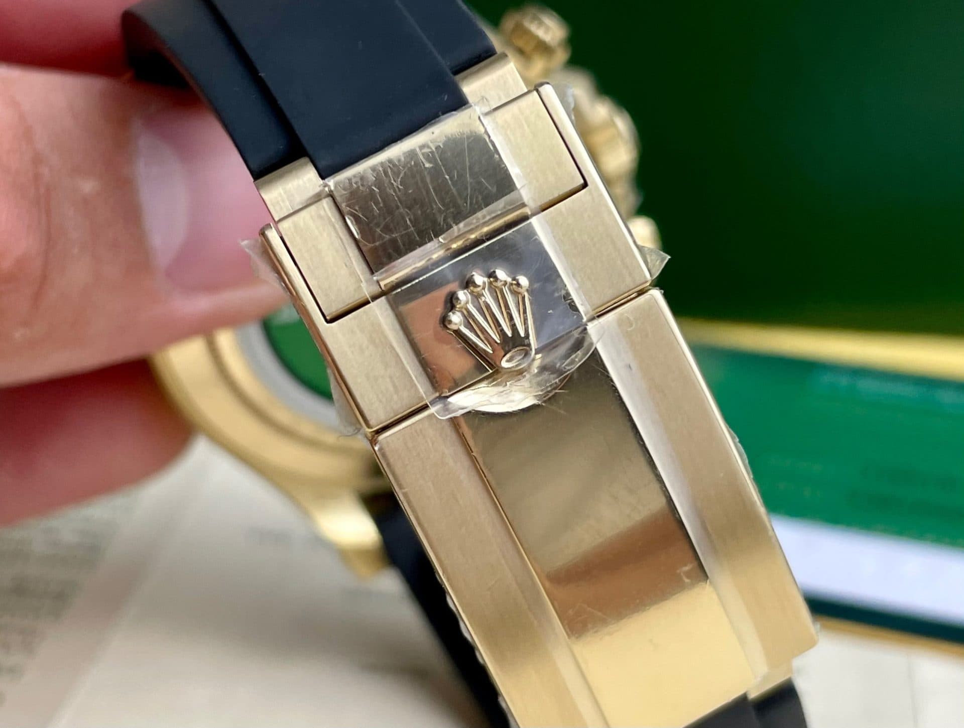 Dong-Ho-Rolex-Che-Tac-Daytona-116518LN-Do-Mat-Thien-Thach-40mm-8-1