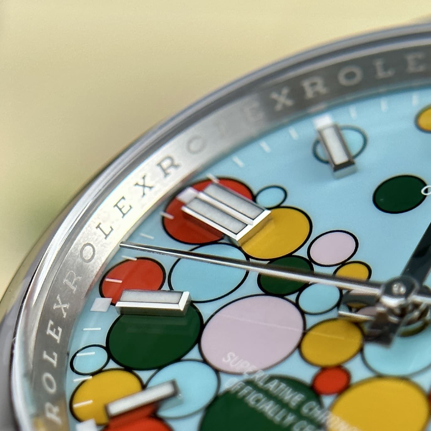 Dong-Ho-Rolex-Che-Tac-Oyster-Perpetual-124300-Hoa-Tiet-Celebration-Nha-May-Clean-36mm-3-1