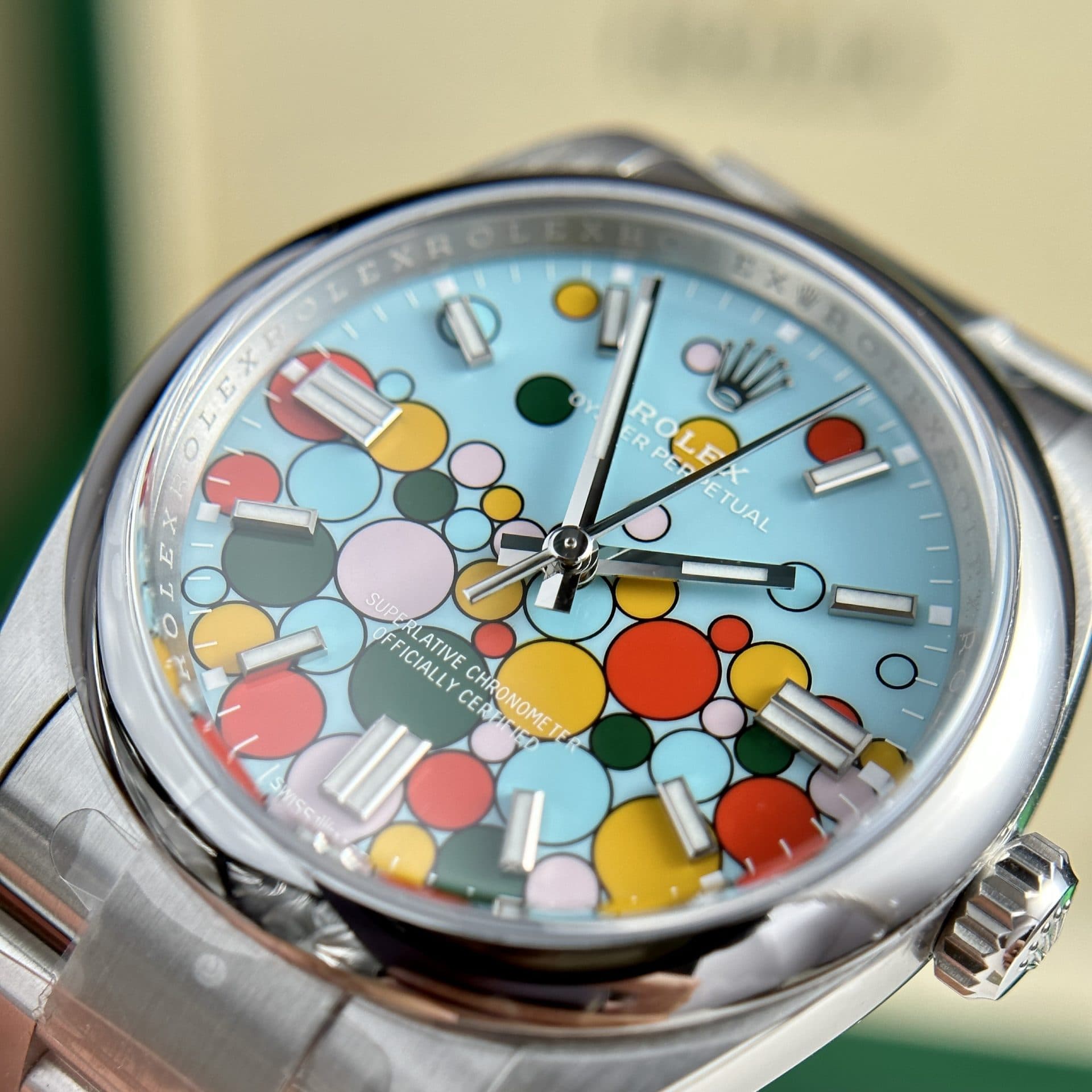 Dong-Ho-Rolex-Che-Tac-Oyster-Perpetual-124300-Hoa-Tiet-Celebration-Nha-May-Clean-36mm-4-1
