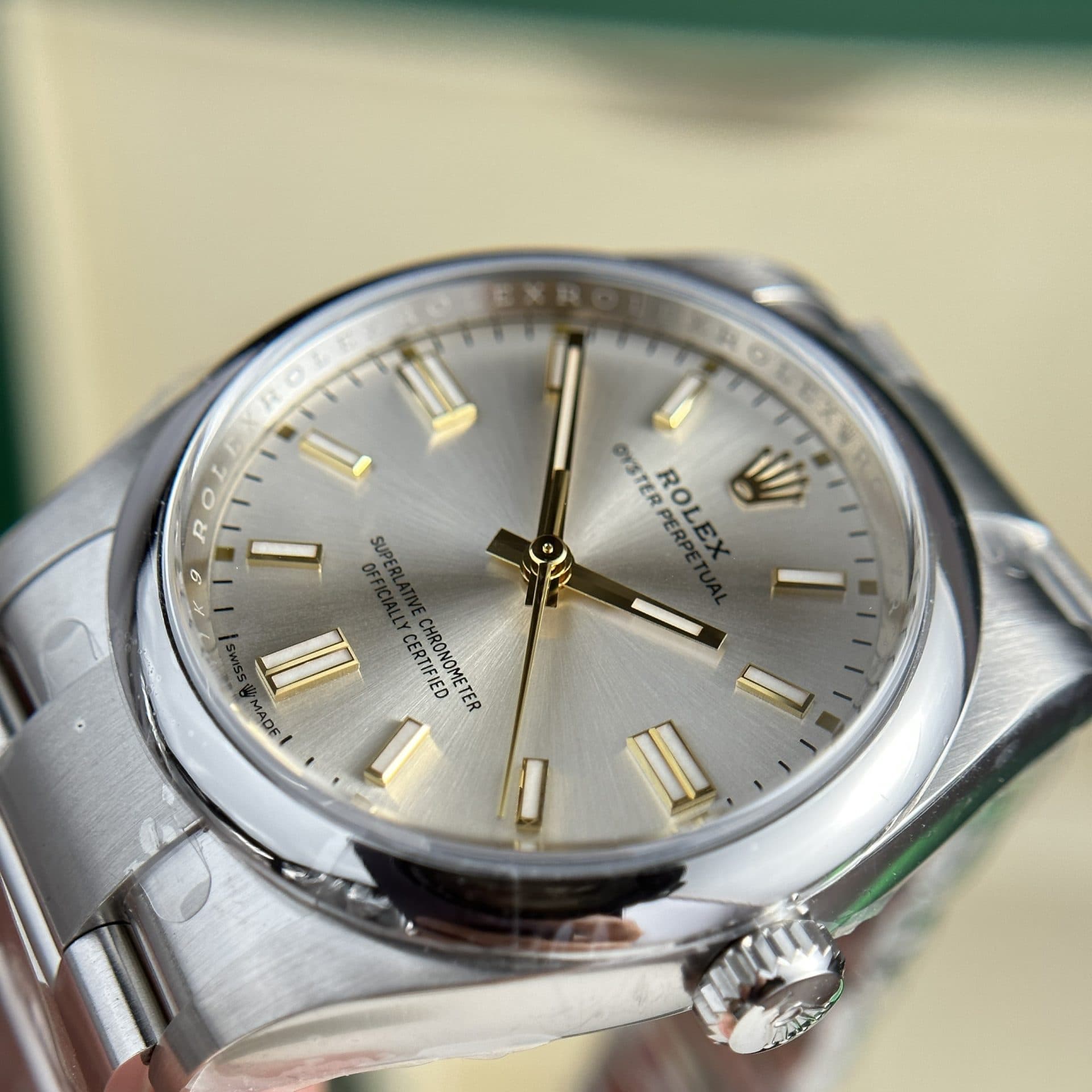 Dong-Ho-Rolex-Che-Tac-Oyster-Perpetual-126000-Mat-So-Bac-Nha-May-Clean-36mm-4-1