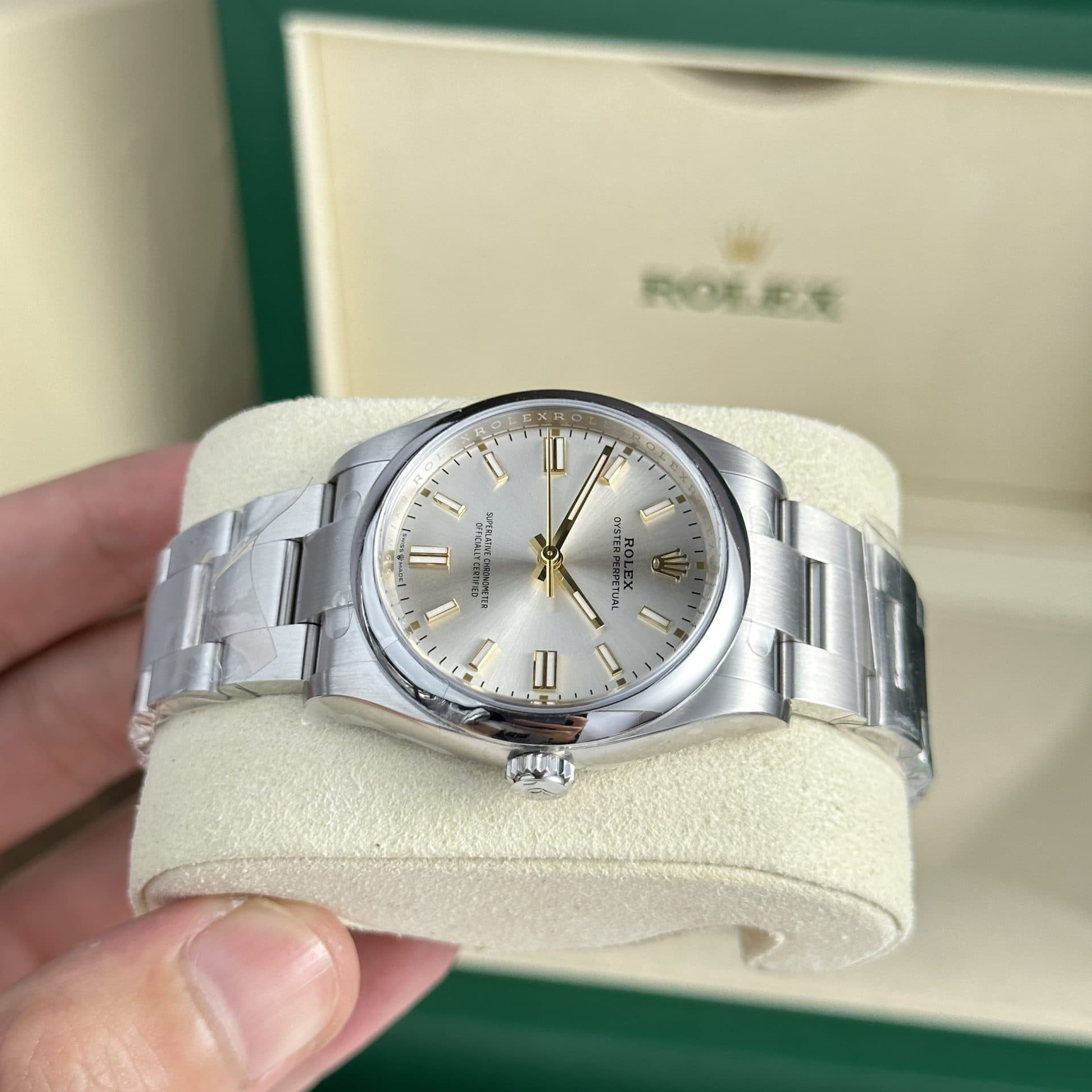 Dong-Ho-Rolex-Che-Tac-Oyster-Perpetual-126000-Mat-So-Bac-Nha-May-Clean-36mm-6-1