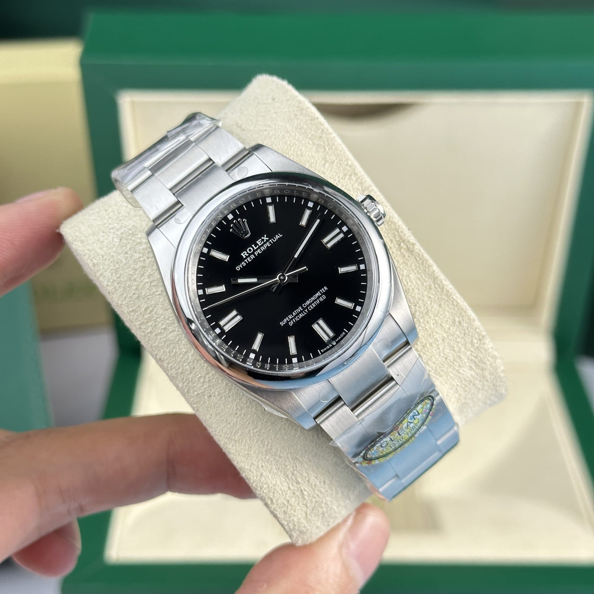 Dong-Ho-Rolex-Che-Tac-Oyster-Perpetual-126000-Nha-May-Clean-Mat-Den-36mm-2-1