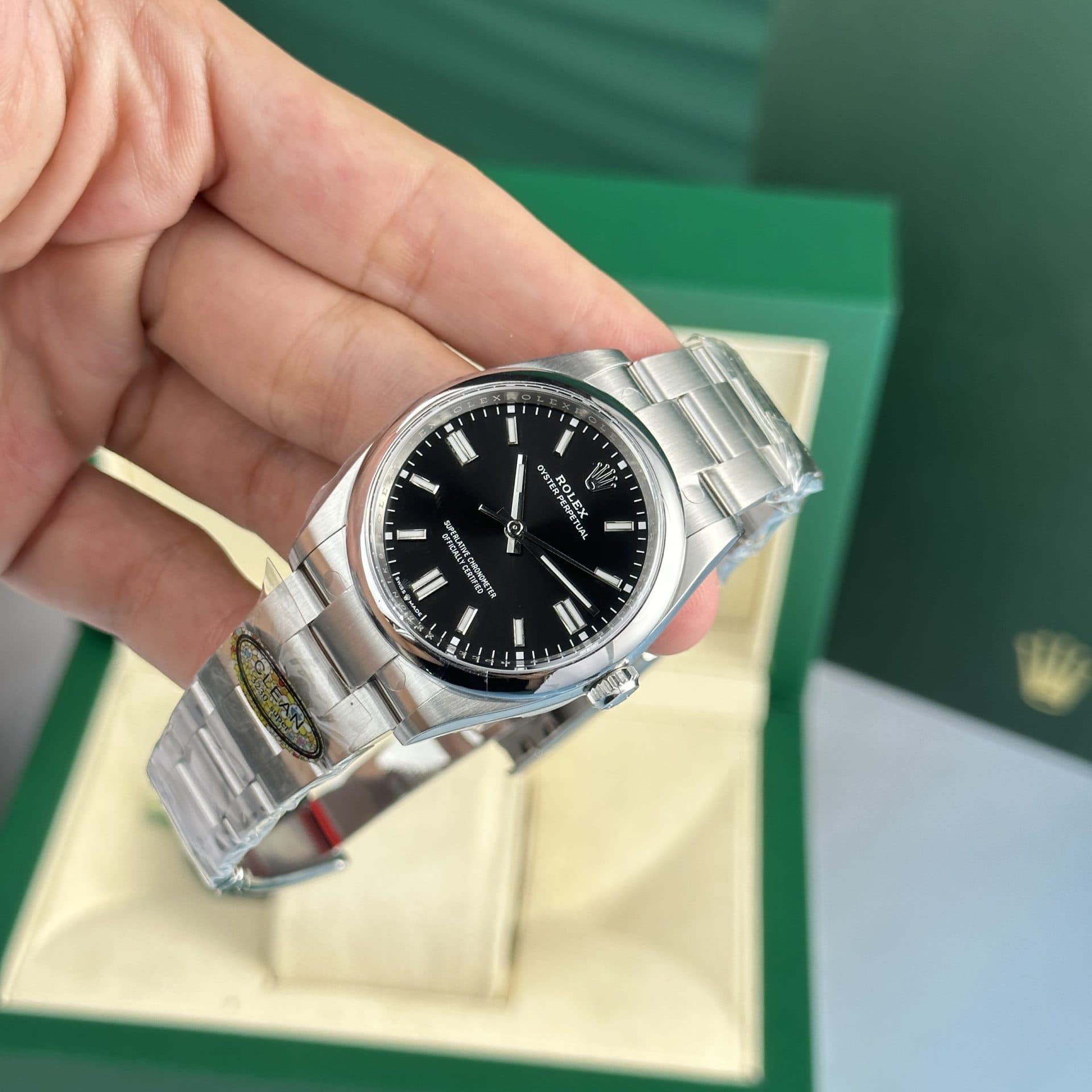 Dong-Ho-Rolex-Che-Tac-Oyster-Perpetual-126000-Nha-May-Clean-Mat-Den-36mm-4-1