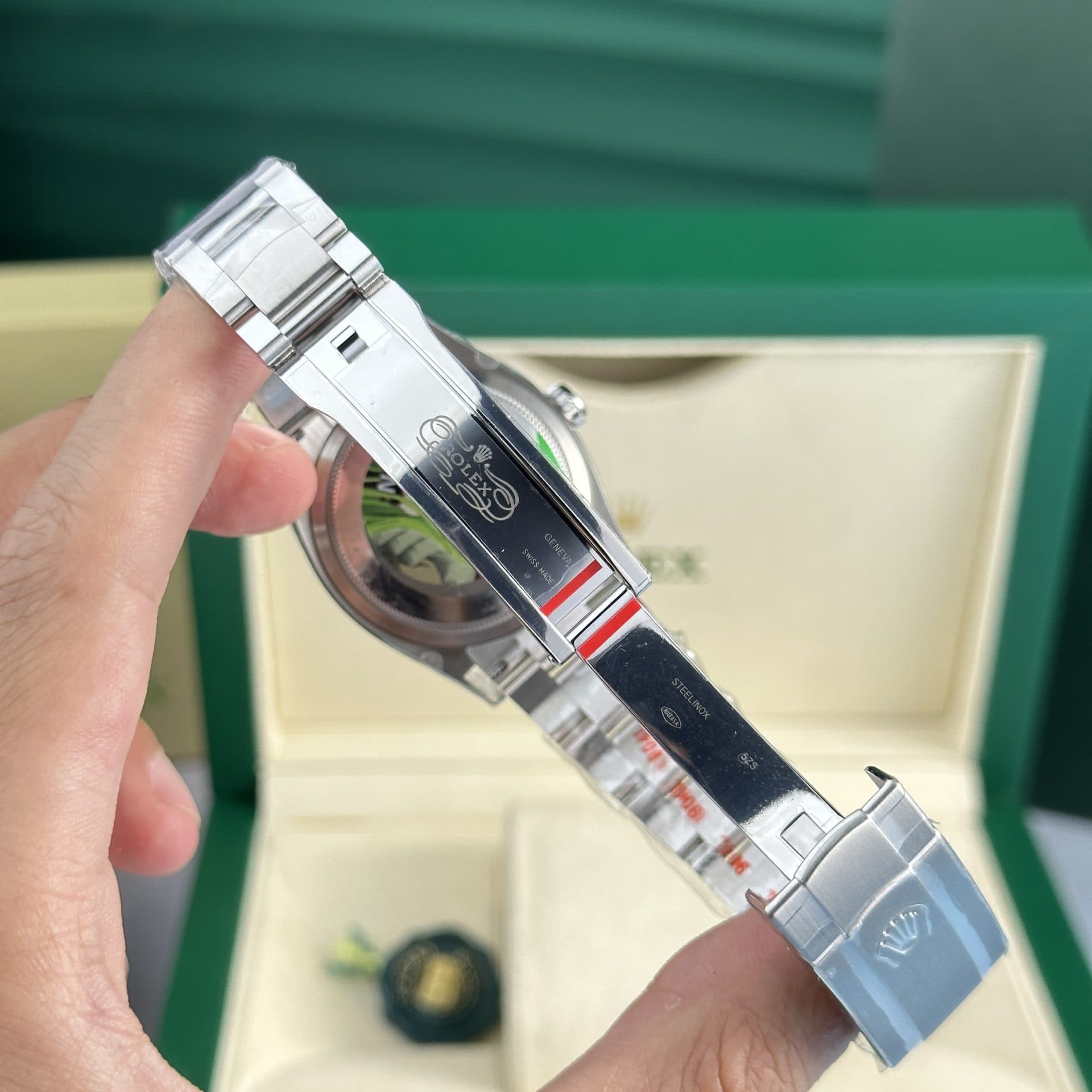 Dong-Ho-Rolex-Che-Tac-Oyster-Perpetual-126000-Nha-May-Clean-Mat-Den-36mm-7-1