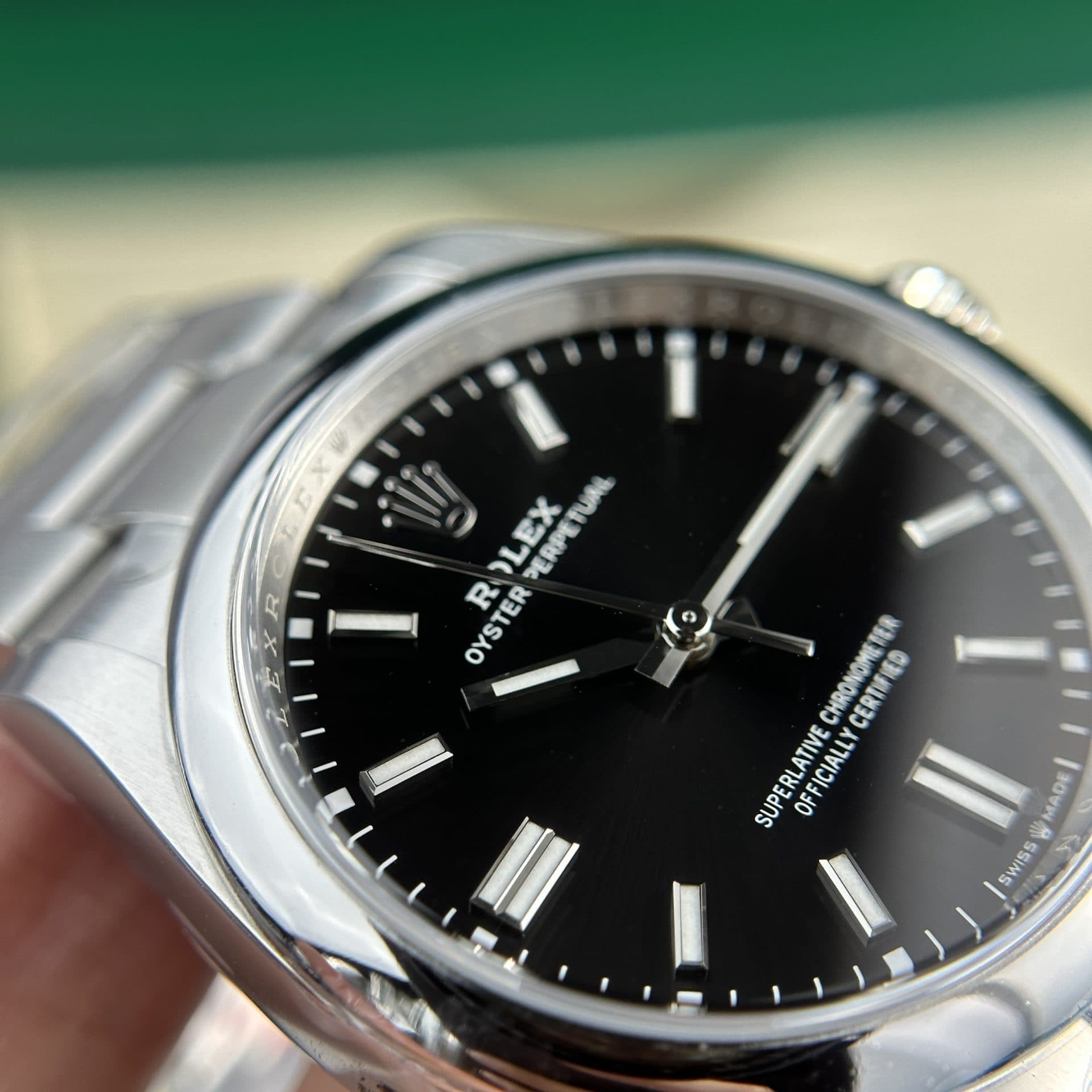 Dong-Ho-Rolex-Che-Tac-Oyster-Perpetual-126000-Nha-May-Clean-Mat-Den-36mm-8-1