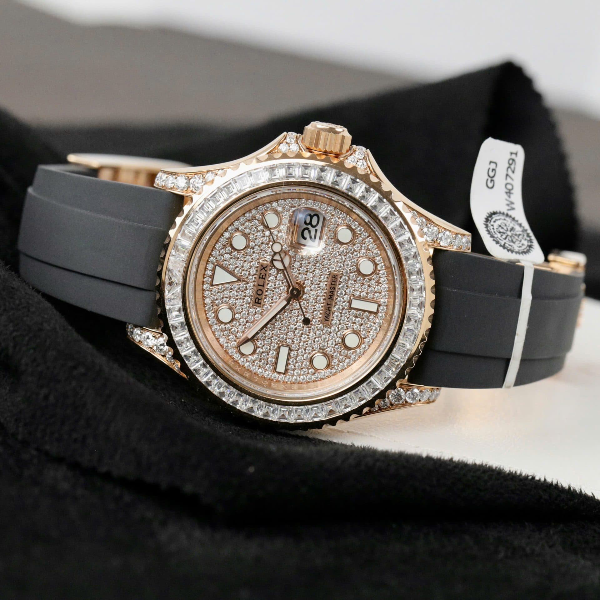 Dong-Ho-Rolex-Che-Tac-Yacht-Master-Boc-Vang-That-Dinh-Kim-Cuong-Moissanite-Hong-Kong-40mm-5-1