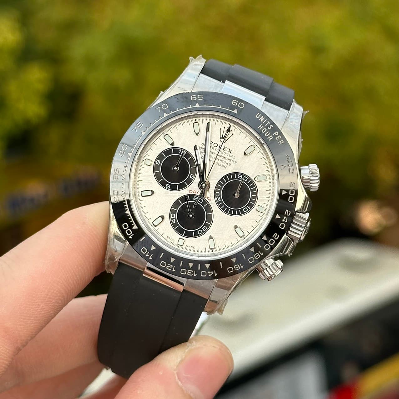 Dong-Ho-Rolex-Cosmograph-Daytona-1