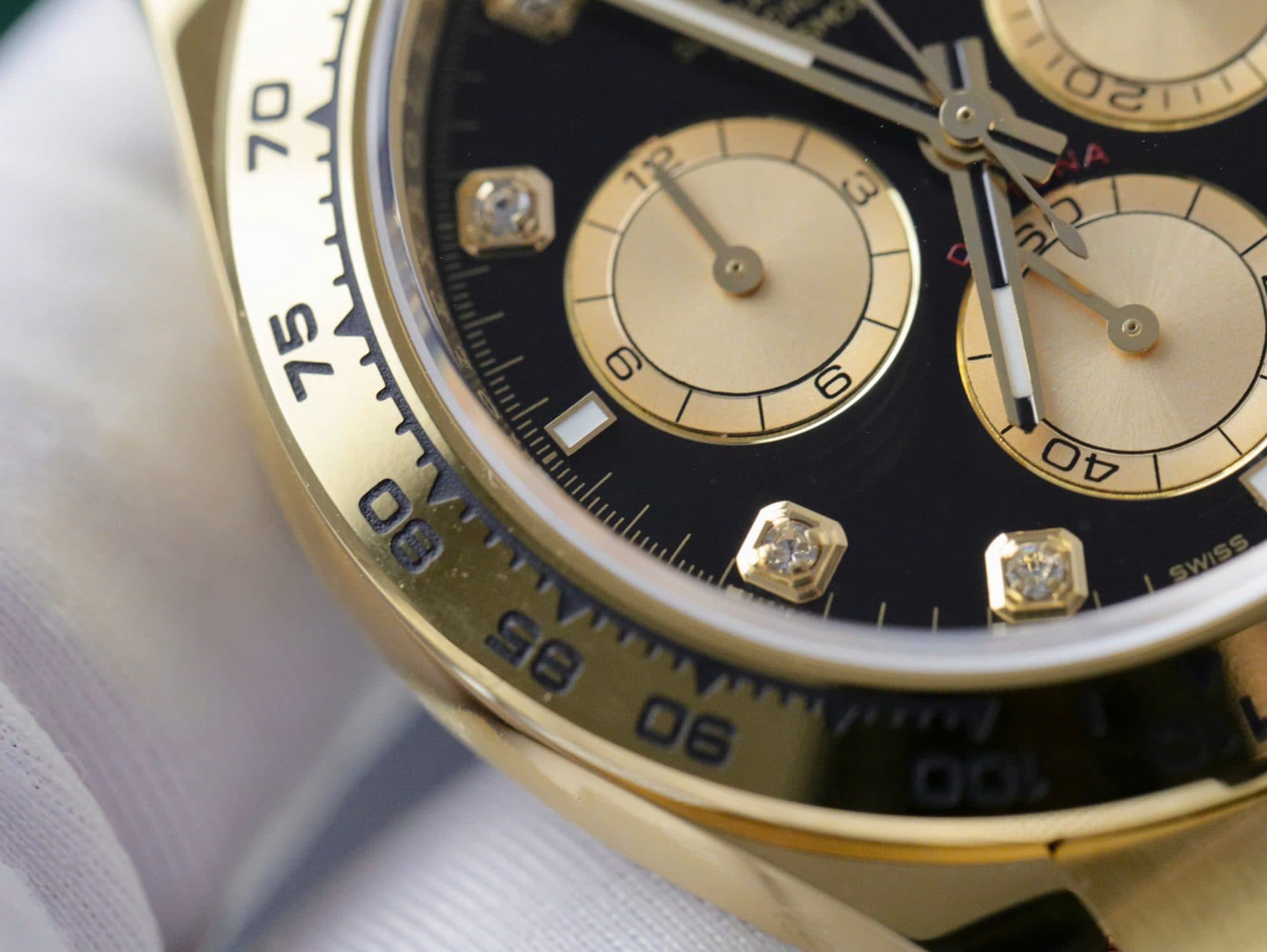 Dong-Ho-Rolex-Cosmograph-Daytona-116508-Mat-Den-Replica-11-Cao-Cap-40mm-6-1