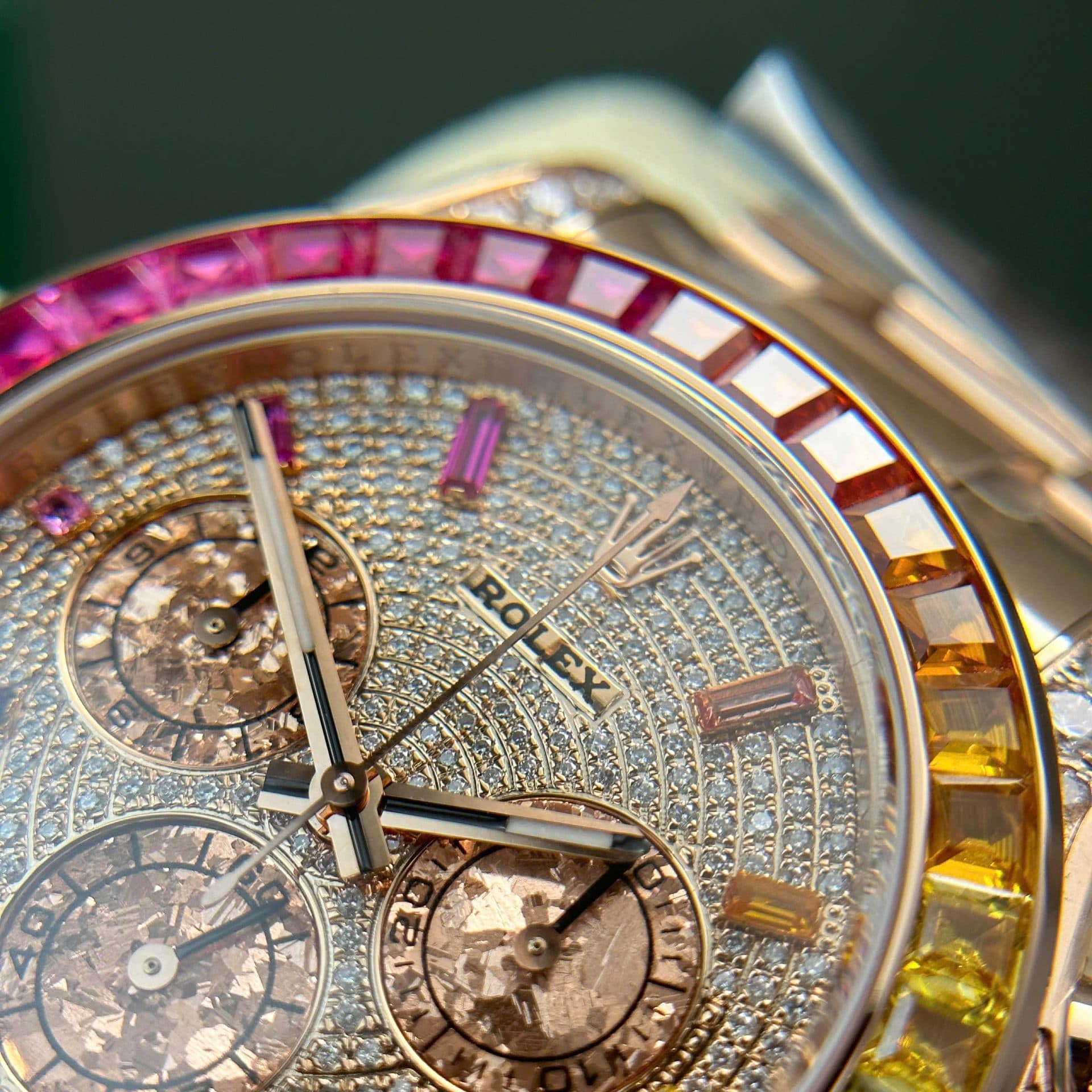 Dong-Ho-Rolex-Cosmograph-Daytona-116595-Rainbow-Replica-Dinh-Da-BTF-40mm-13-1