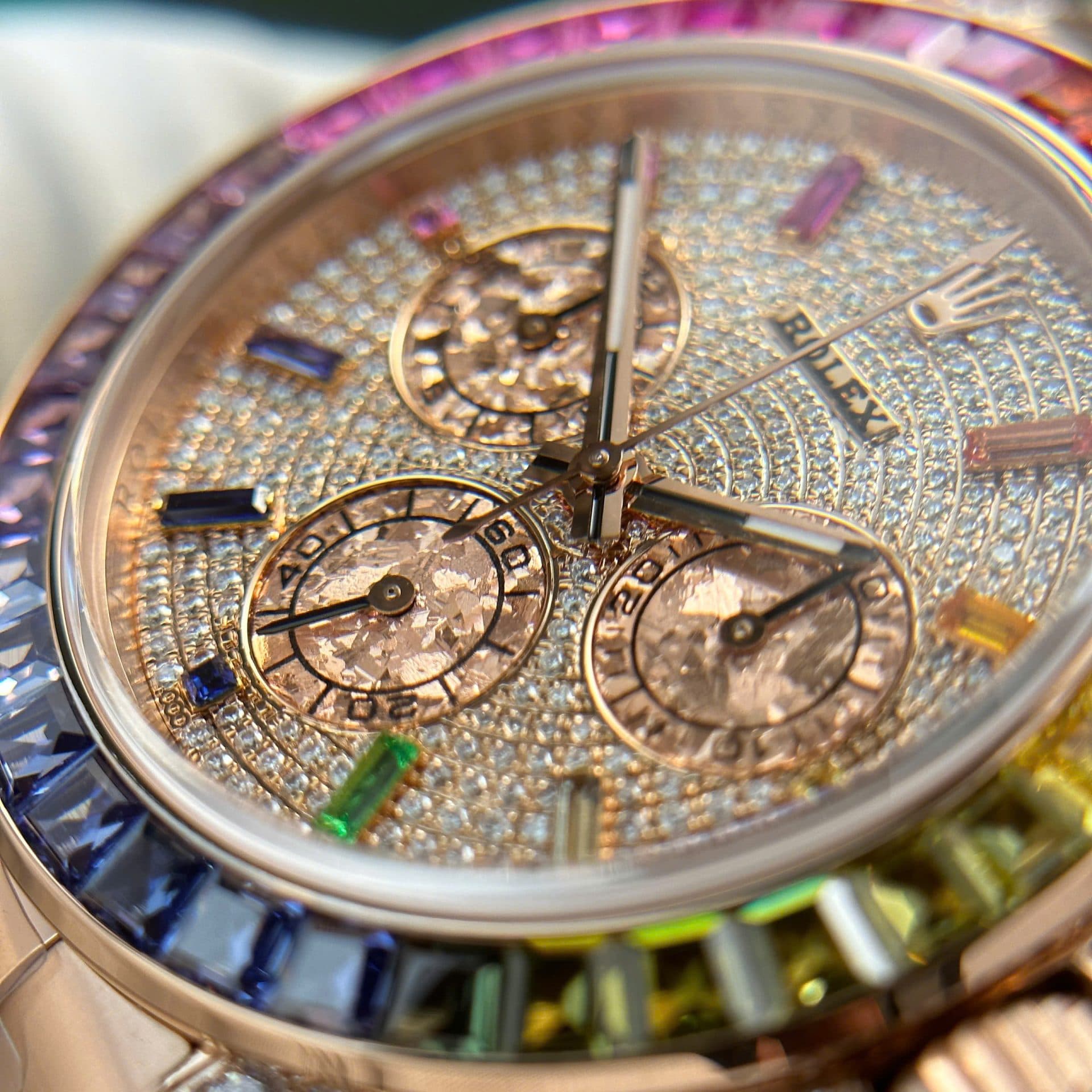Dong-Ho-Rolex-Cosmograph-Daytona-116595-Rainbow-Replica-Dinh-Da-BTF-40mm-14-1