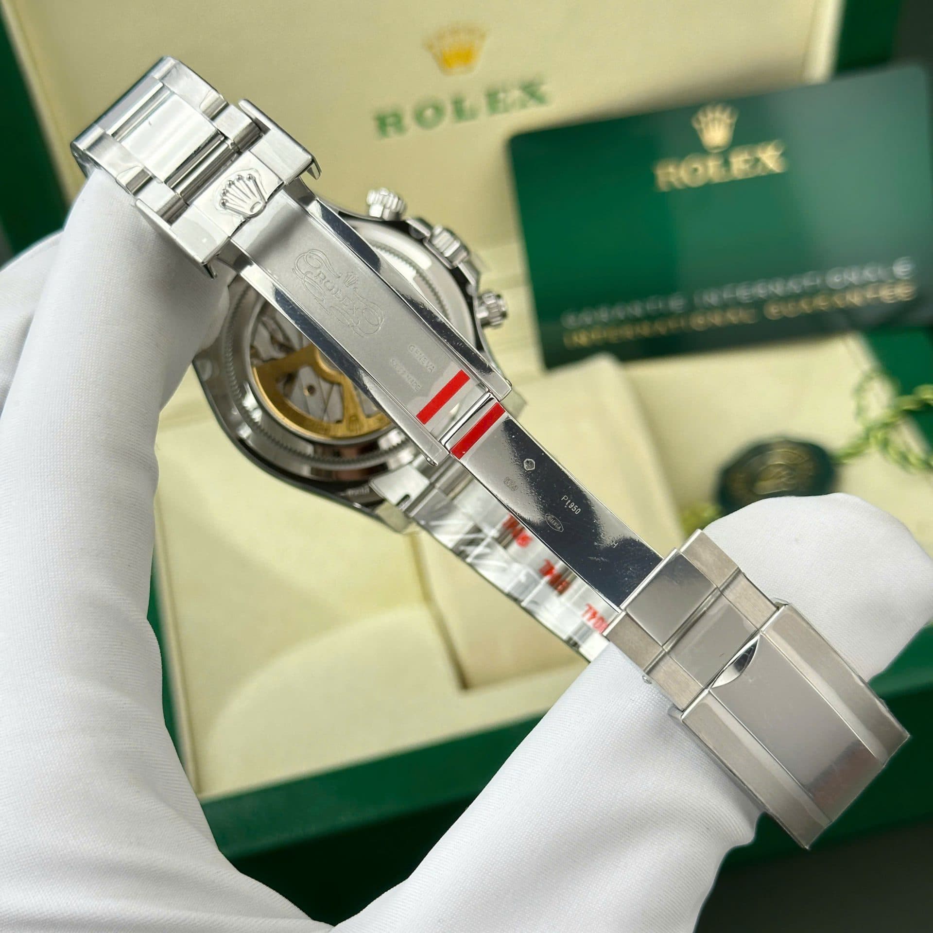 Dong-Ho-Rolex-Cosmograph-Daytona-126506-Mat-Xanh-Bang-Coc-So-Da-Quang-Nha-May-Clean-40mm-5-1