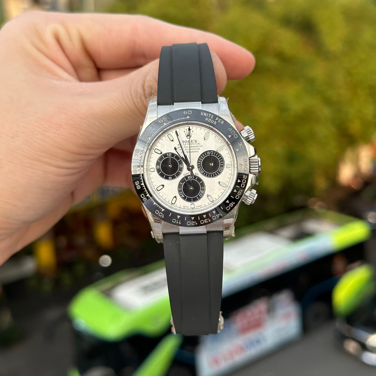 Dong-Ho-Rolex-Cosmograph-Daytona-Do-Mat-Thien-Thach-1