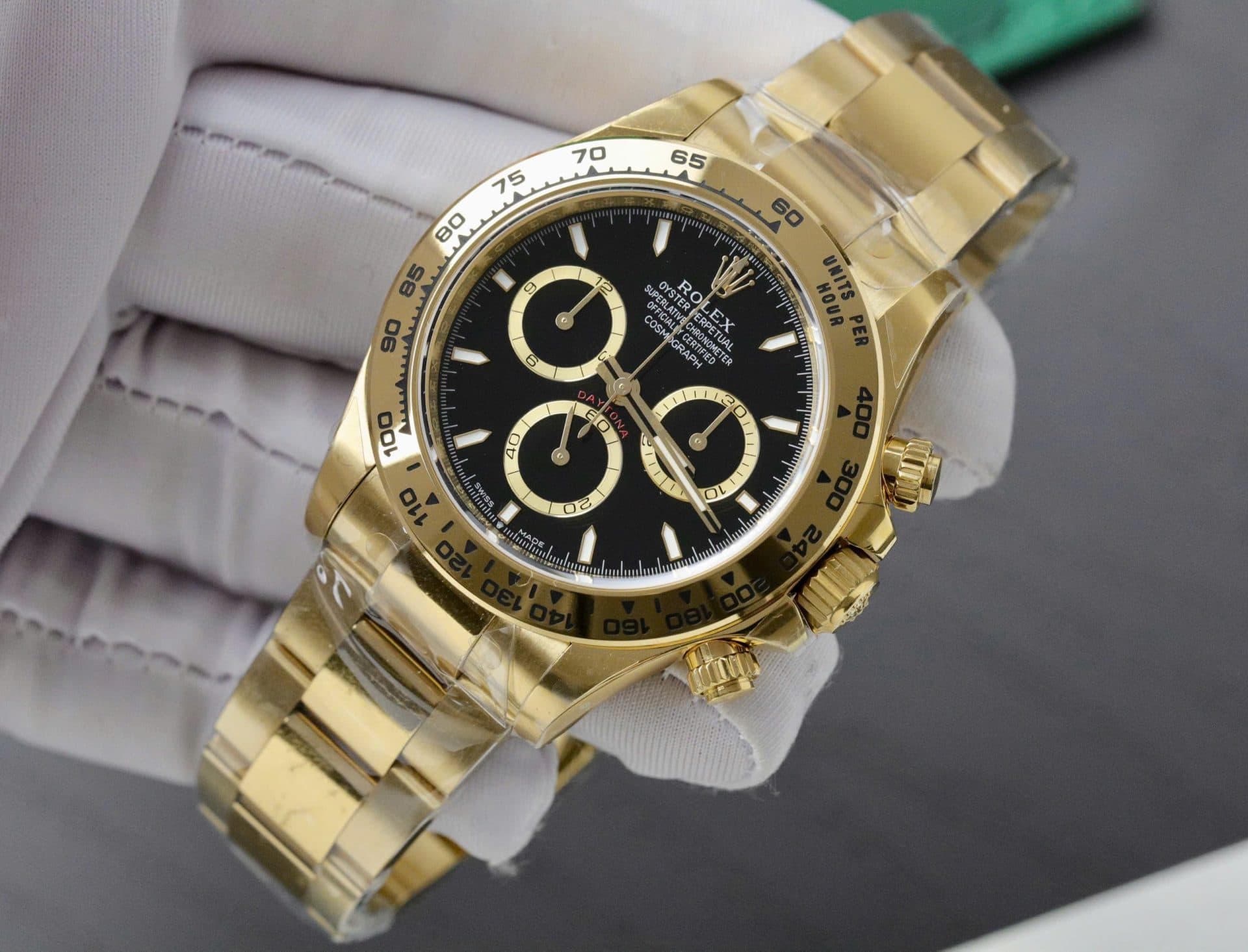 Dong-Ho-Rolex-Cosmograph-Daytona-M126508-Rep-11-Mat-Den-Coc-So-Da-Quang-40mm-2-1