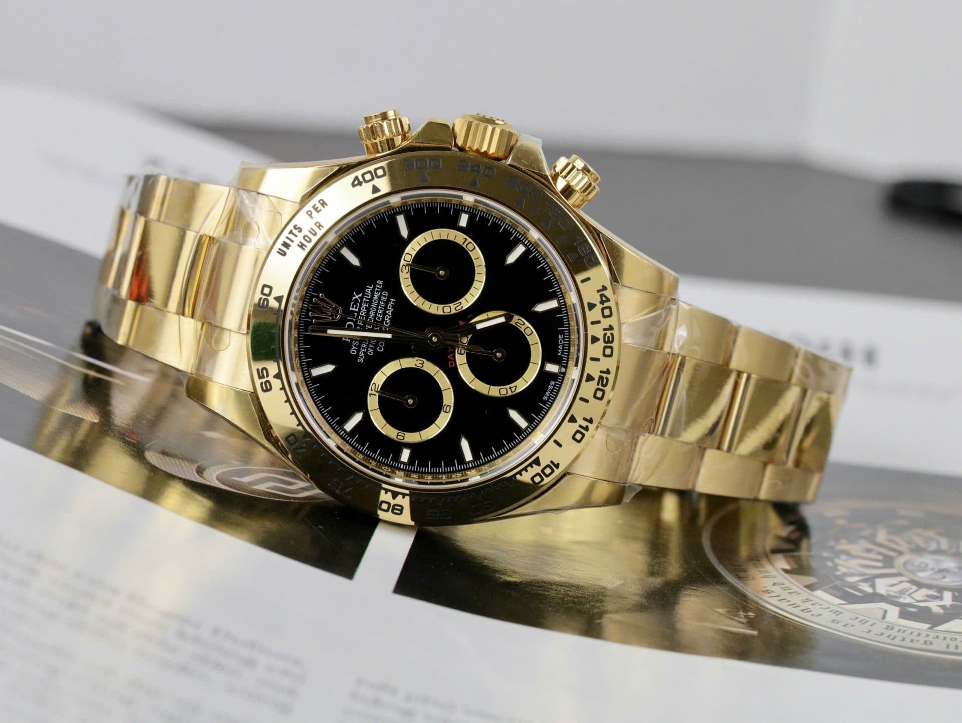 Dong-Ho-Rolex-Cosmograph-Daytona-M126508-Rep-11-Mat-Den-Coc-So-Da-Quang-40mm-3-1
