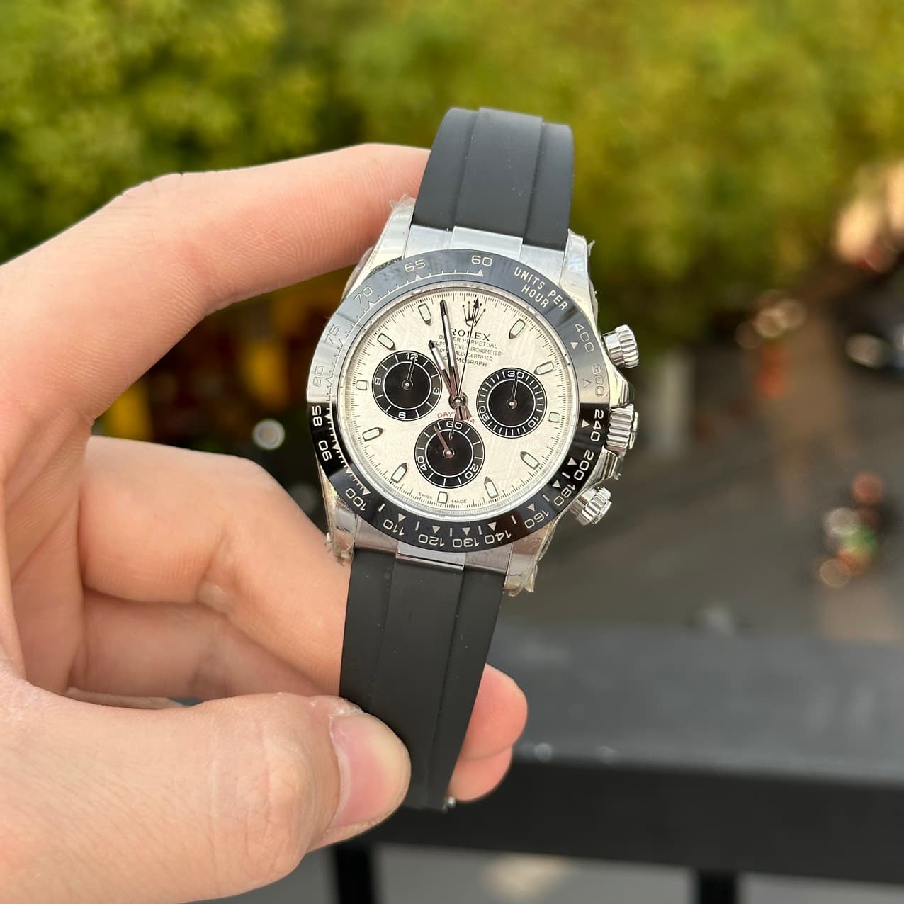 Dong-Ho-Rolex-Cosmograph-Daytona-Mat-Thien-Thach-1