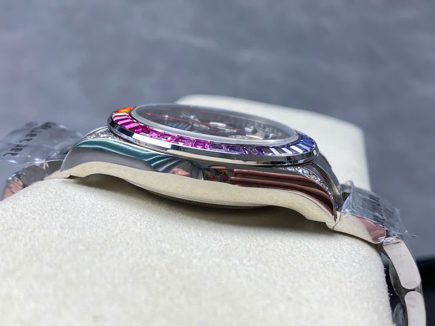 Dong-Ho-Rolex-Cosmograph-Rainbow-Che-Tac-Trong-Luong-220-Grams-40mm-1-1