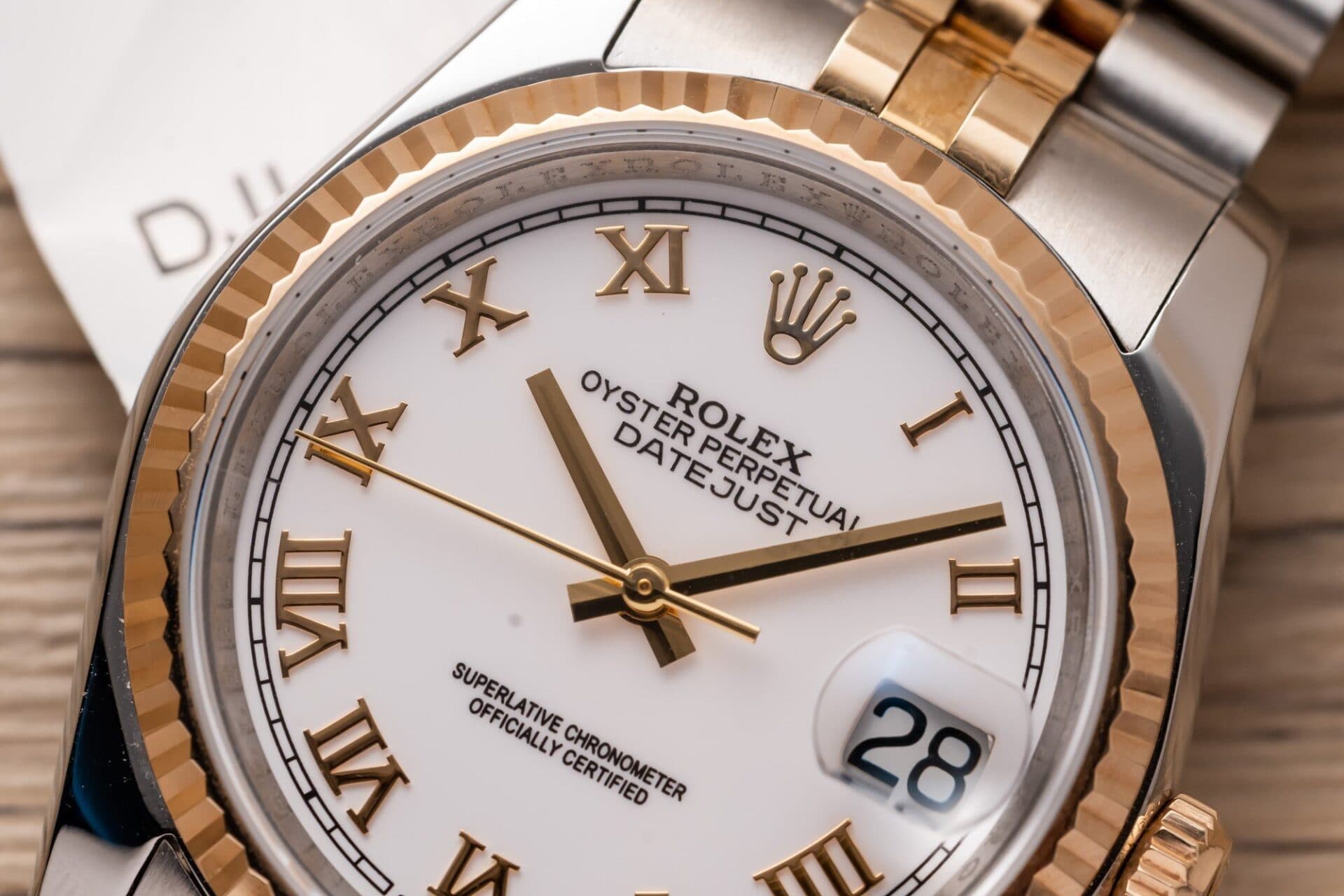 Dong-Ho-Rolex-DateJust-126233-Boc-Vang-That-Nha-May-GM-36mm-3-1