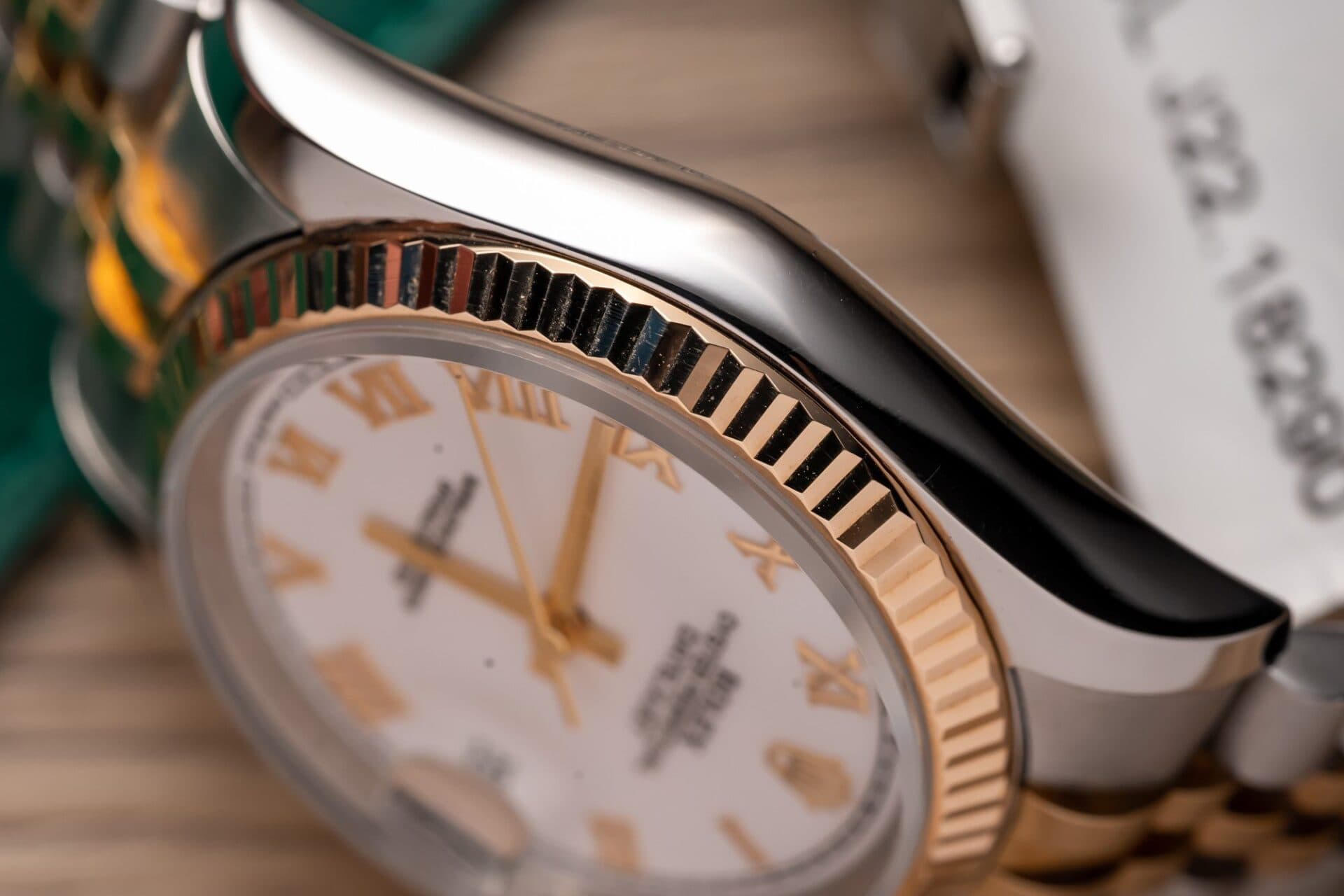 Dong-Ho-Rolex-DateJust-126233-Boc-Vang-That-Nha-May-GM-36mm-4-1