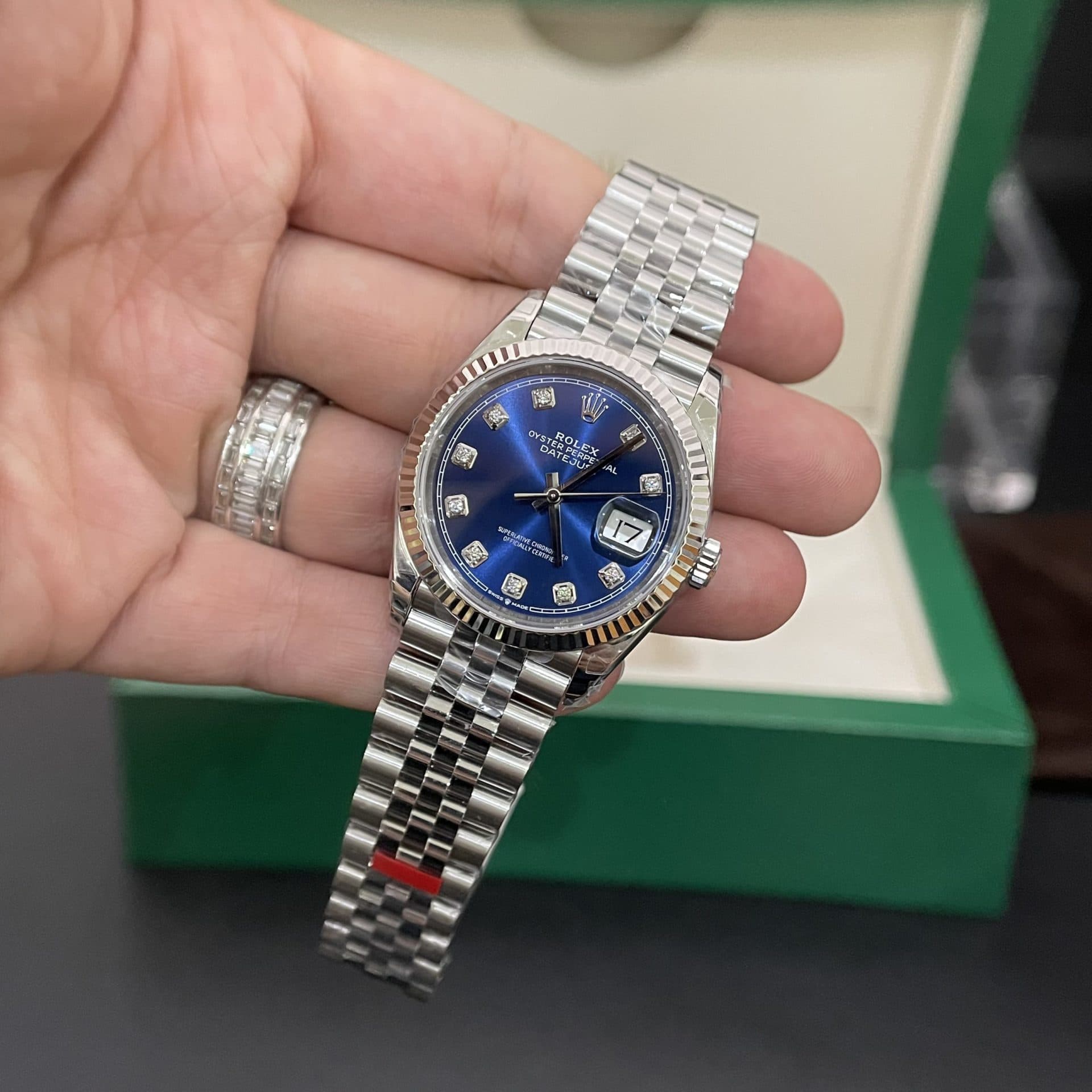 Dong-Ho-Rolex-DateJust-126234-Mat-So-Xanh-Blue-Nha-May-VS-36mm-4-1