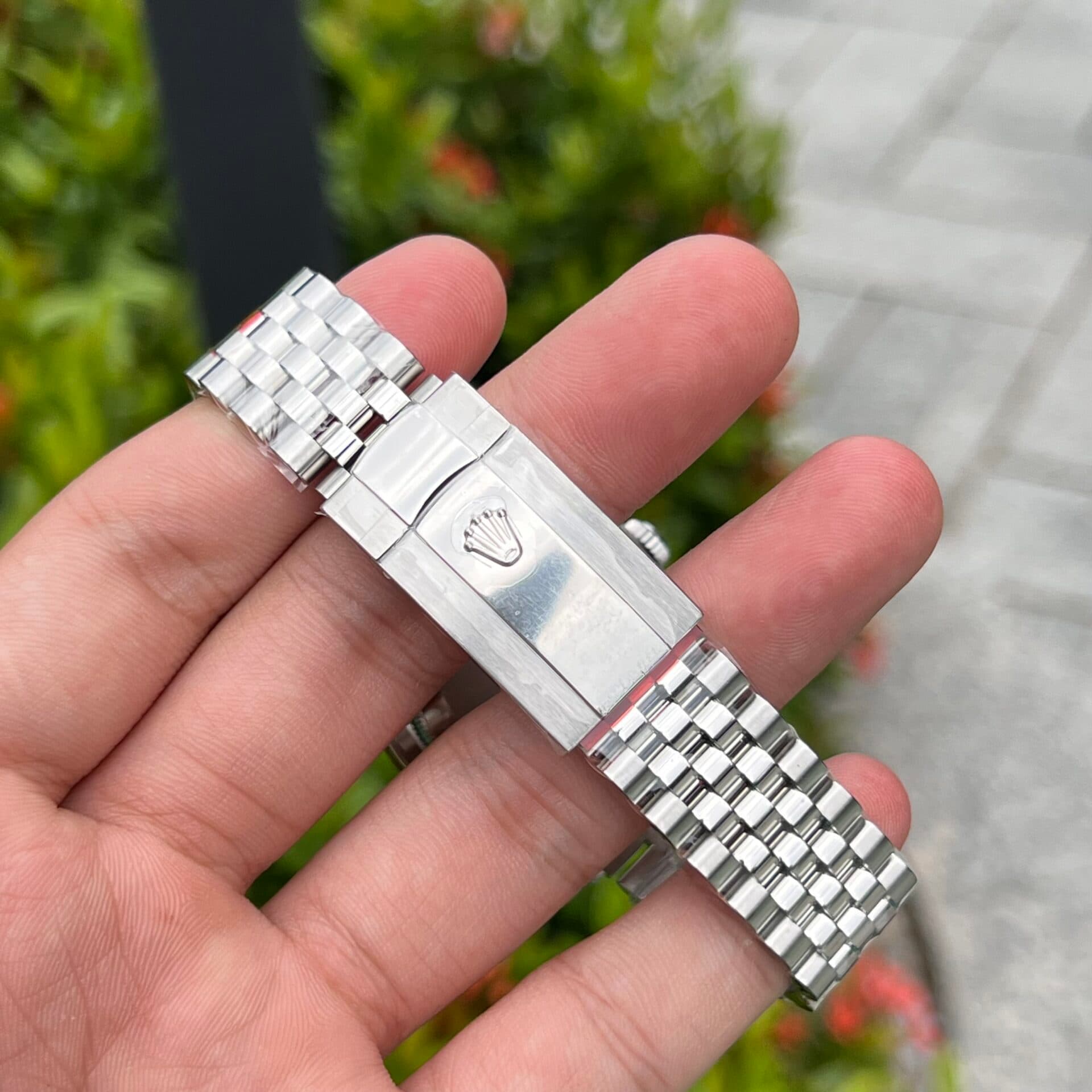 Dong-Ho-Rolex-DateJust-126234-Rep-11-Mat-Xanh-Duong-Nep-Gap-VS-36mm-5-1