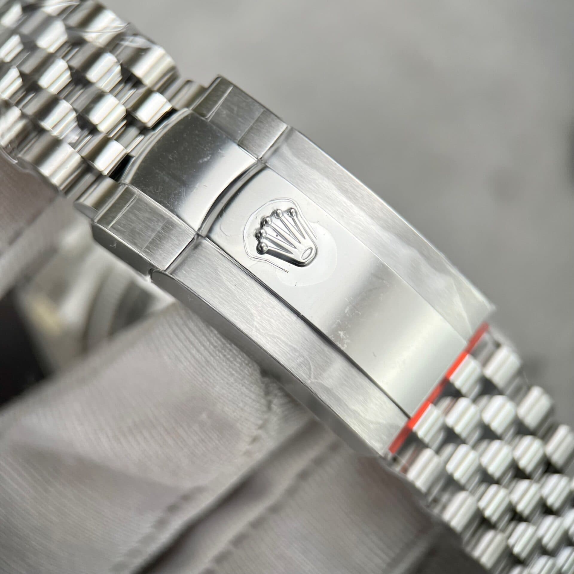 Dong-Ho-Rolex-DateJust-126234-Replica-11-Nha-May-VS-36mm-8-1