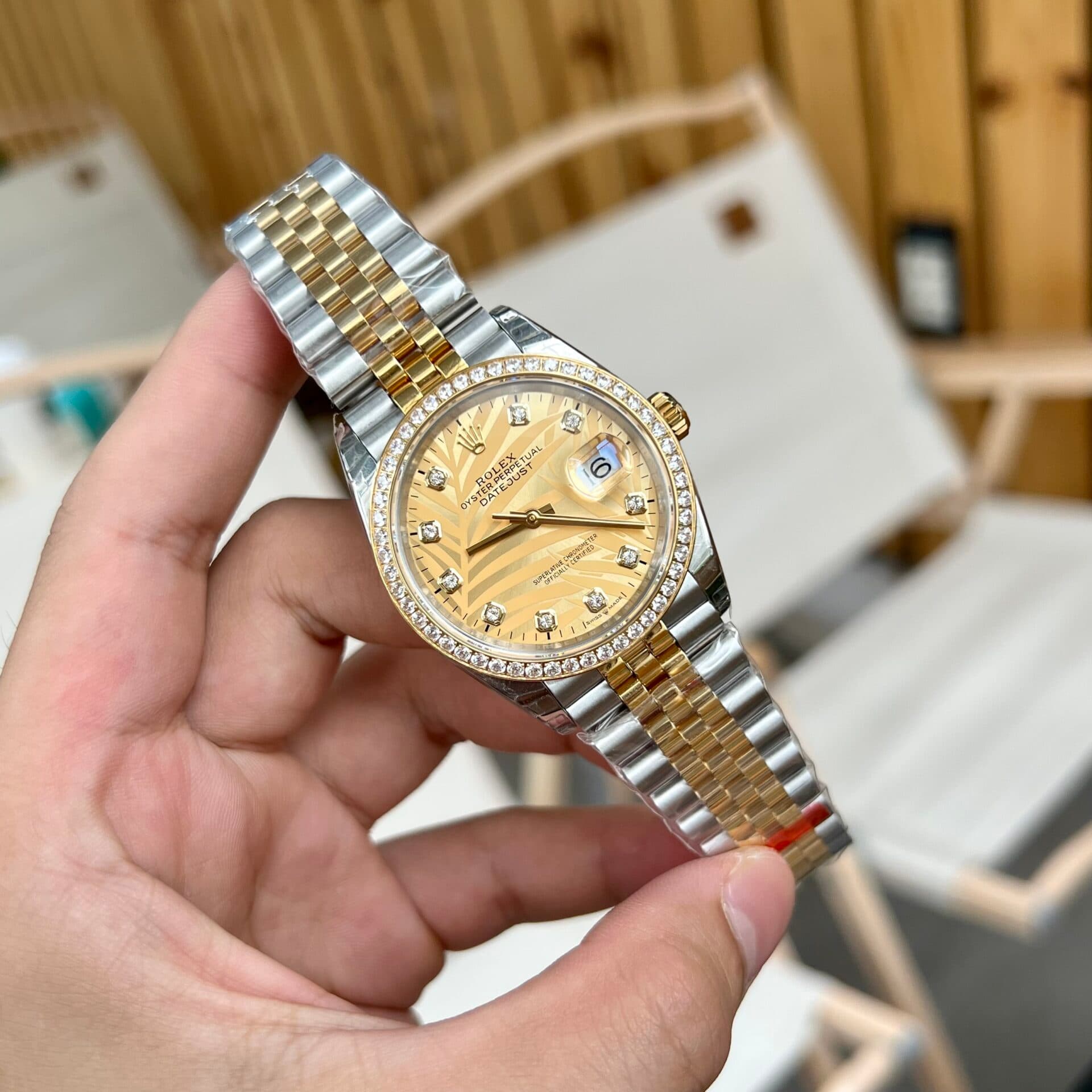 Dong-Ho-Rolex-DateJust-126283RBR-Mat-La-Co-Mau-Vang-Fake-11-36-41mm-2-1