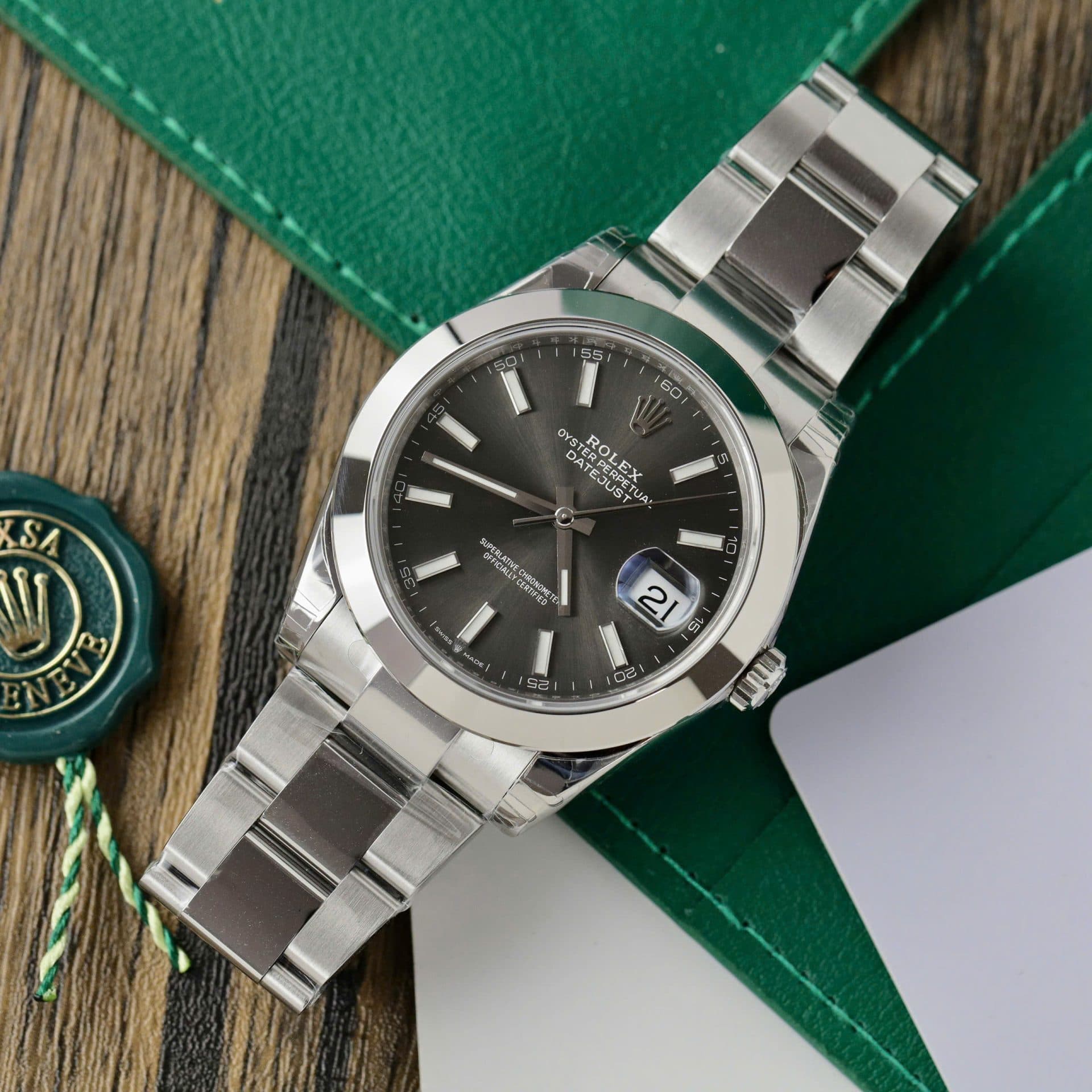 Dong-Ho-Rolex-DateJust-126300-Replica-11-Nam-Mat-So-Mau-Xam-Nha-May-VS-41mm-3-1