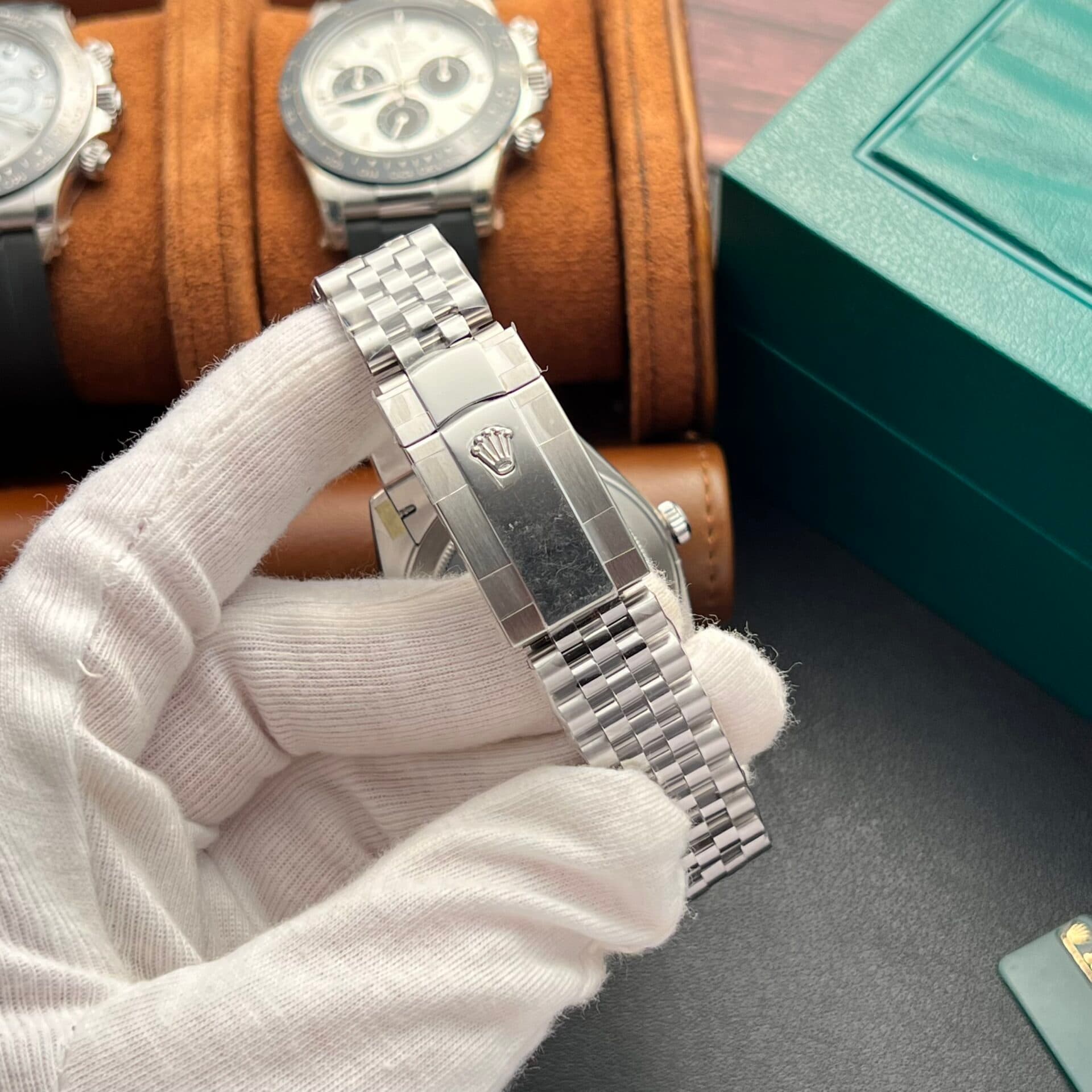 Dong-Ho-Rolex-DateJust-126334-Mat-Nep-Gap-Mau-Xanh-Duong-Clean-41mm-1-1