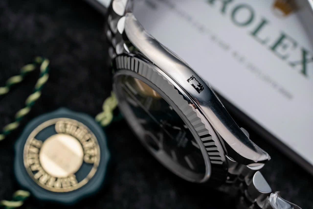 Dong-Ho-Rolex-DateJust-126334-Mat-Nep-Gap-Xanh-La-Clean-41mm-2-1