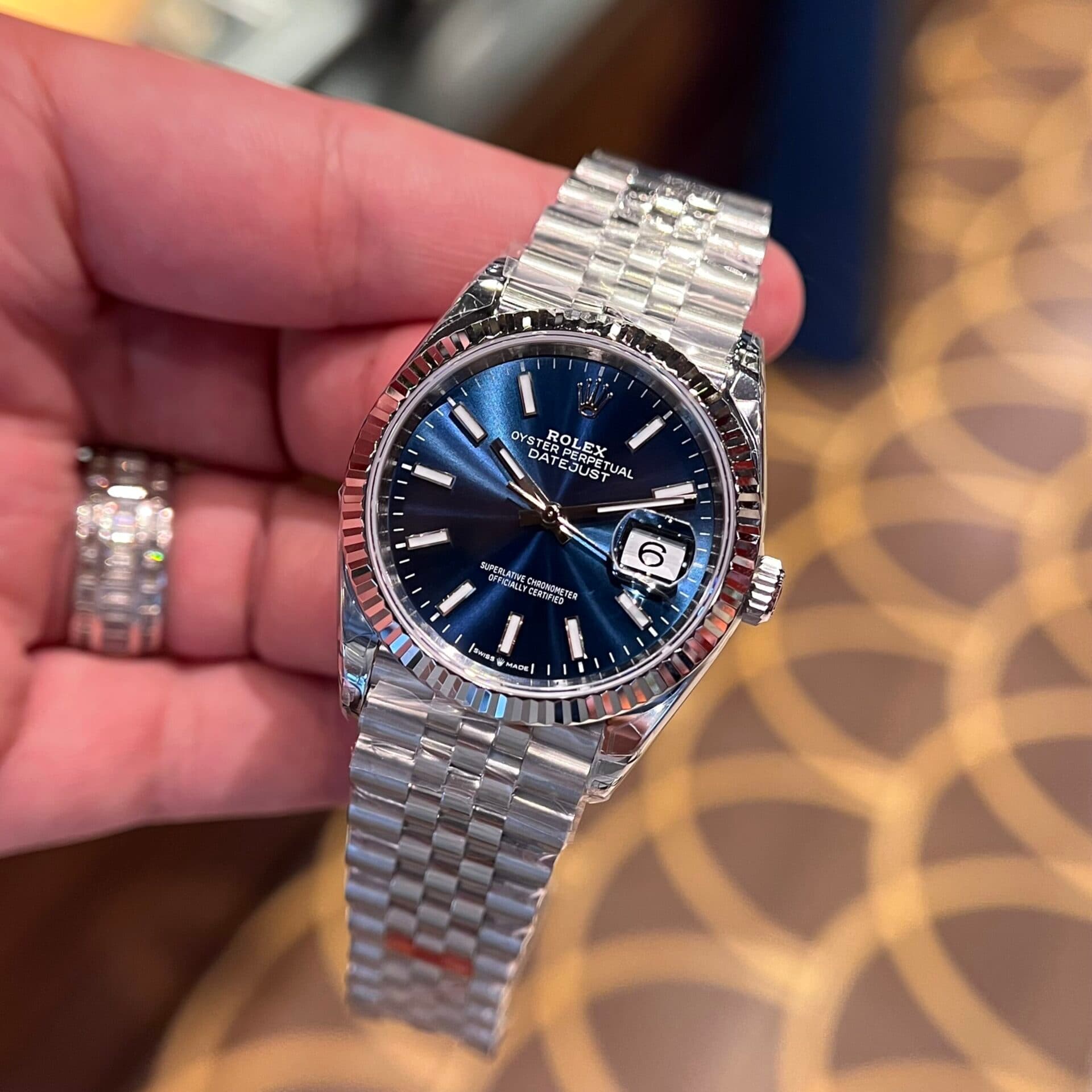 Dong-Ho-Rolex-DateJust-126334-Replica-11-Mat-Xanh-Blue-VSF-36mm-4-scaled-1