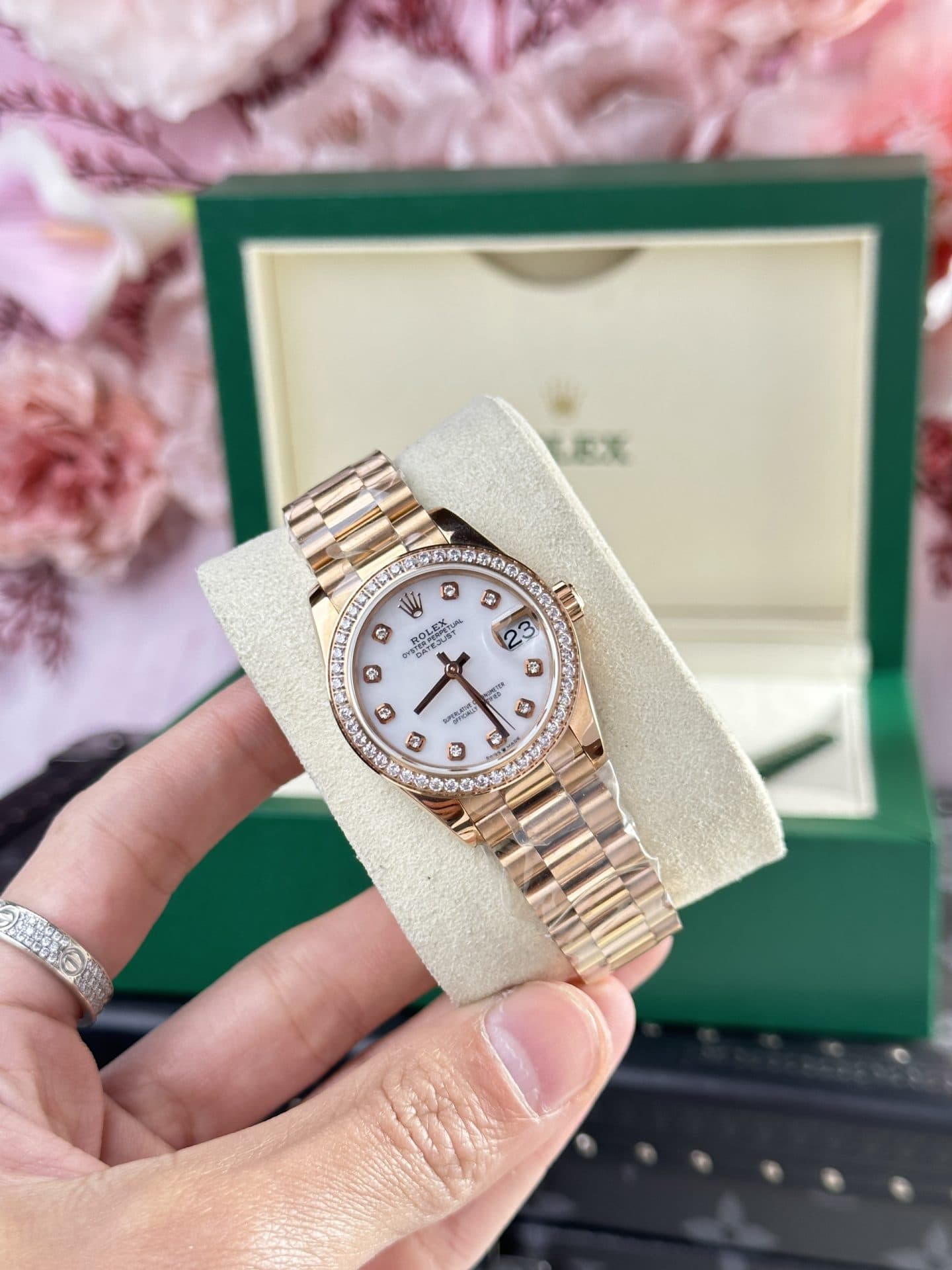 Dong-Ho-Rolex-DateJust-278285-Replica-11-Nu-Dinh-Da-Swarovski-31mm-7-1