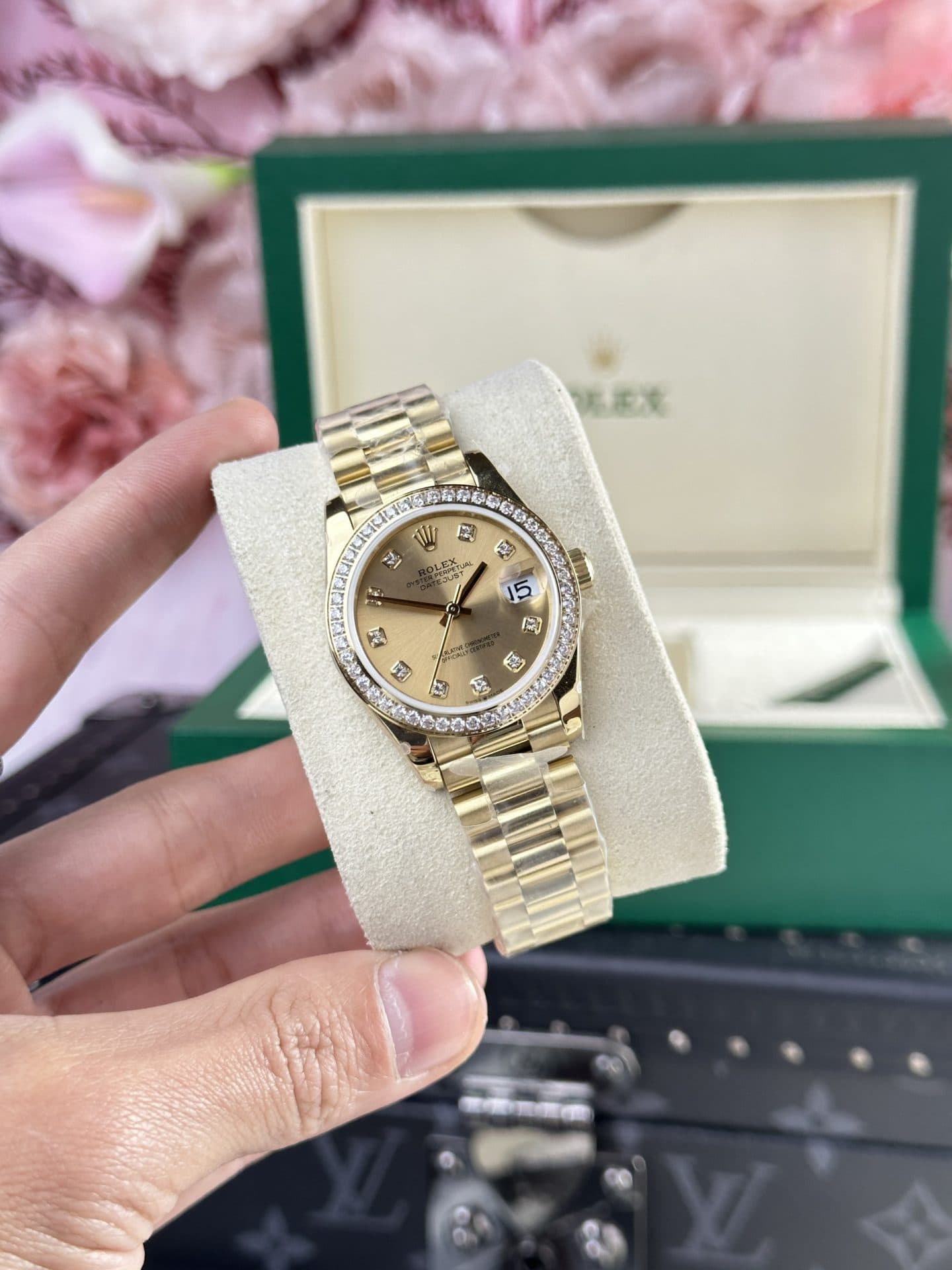 Dong-Ho-Rolex-DateJust-278288-Replica-11-Nu-Mat-So-Champagne-31mm-3-1