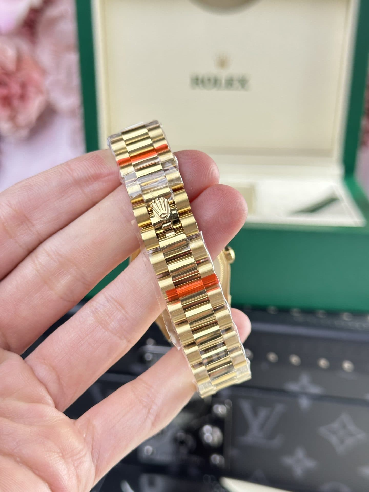 Dong-Ho-Rolex-DateJust-278288-Replica-11-Nu-Mat-So-Hoa-Tiet-Hoa-Xanh-Oliu-31mm-7-1