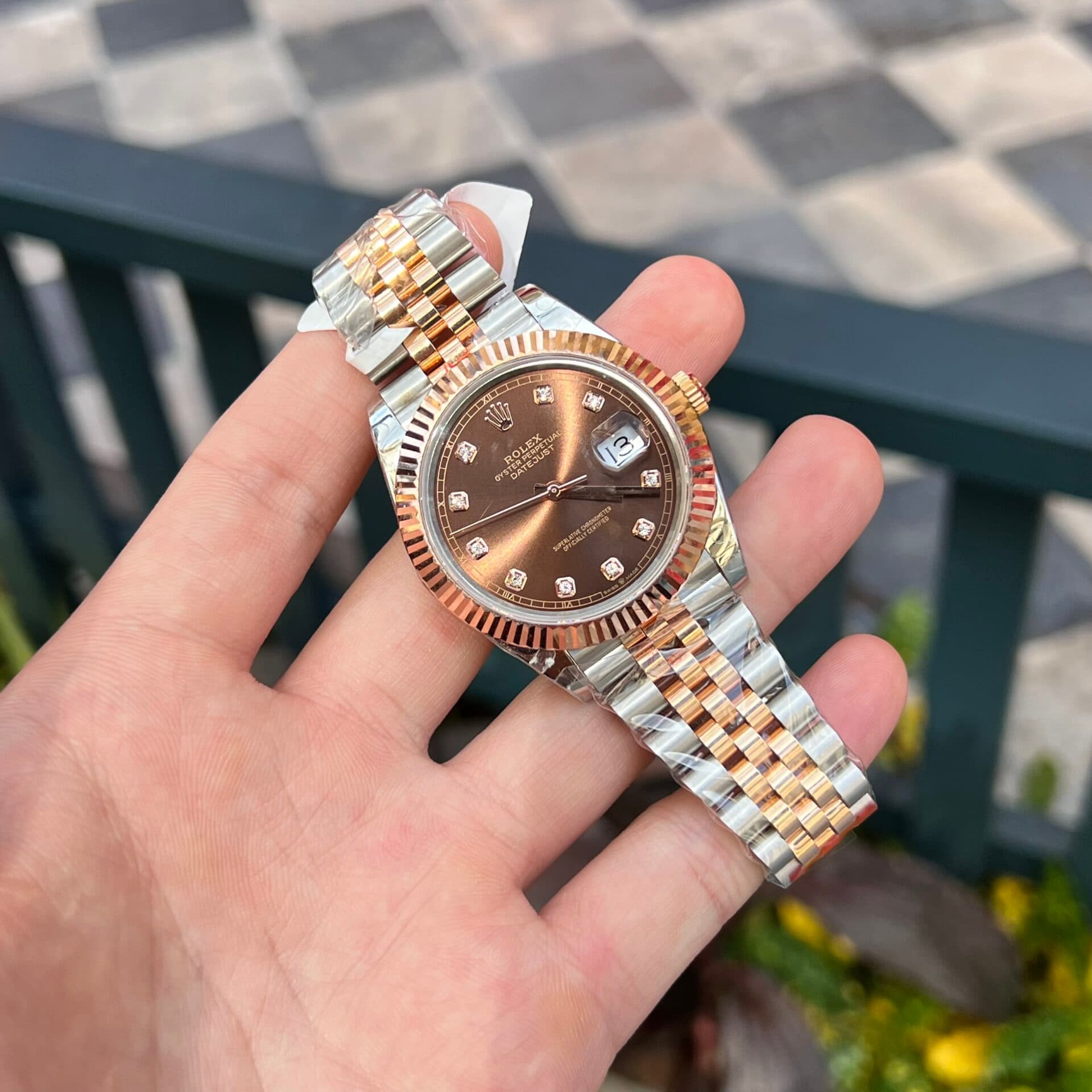 Dong-Ho-Rolex-DateJust-Boc-Vang-Hong-18K-Mat-Chocolate-GMF-41mm-4-1