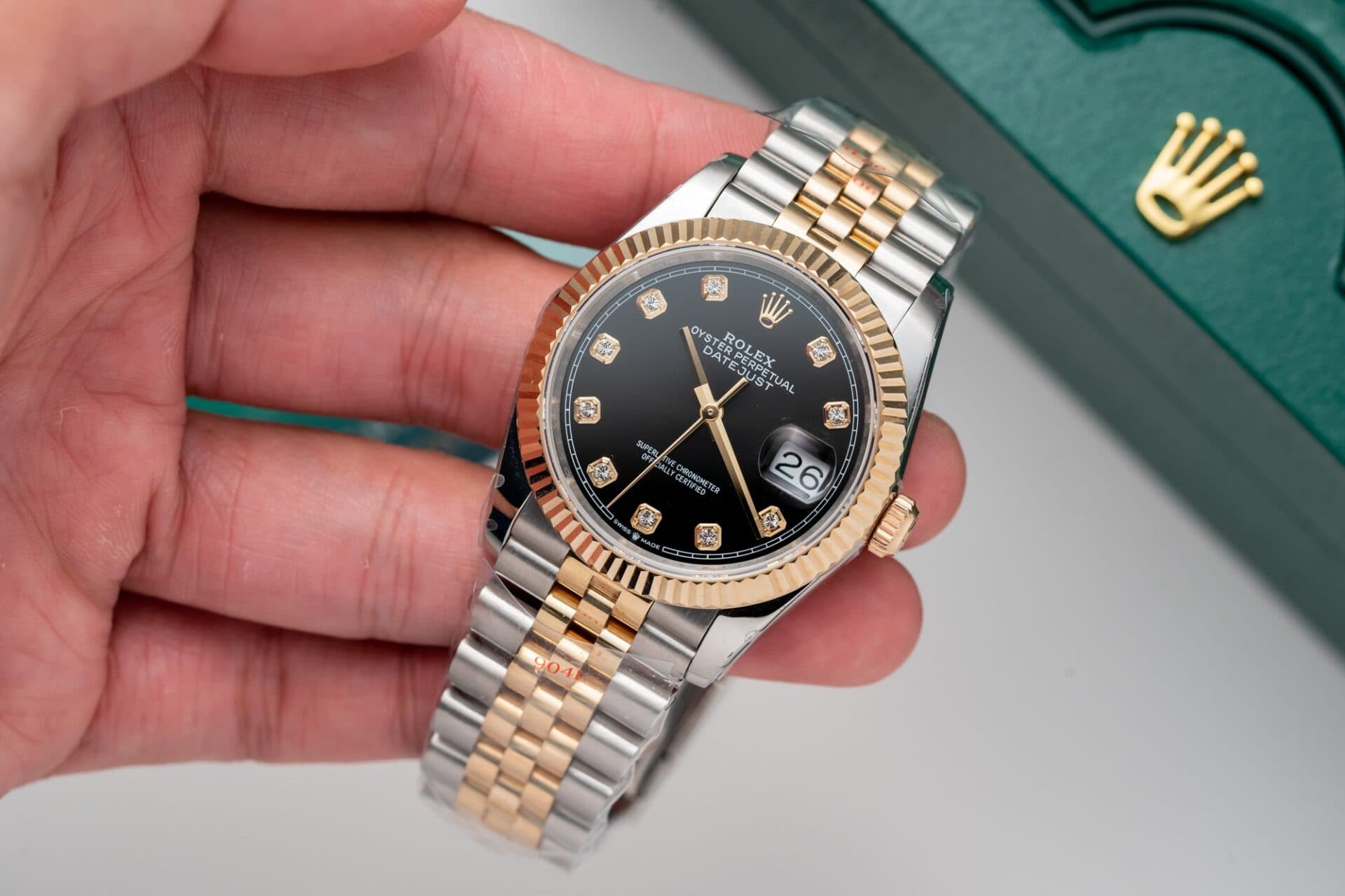 Dong-Ho-Rolex-DateJust-Boc-Vang-That-Mat-Den-Nam-Nha-May-GM-36mm-3-1
