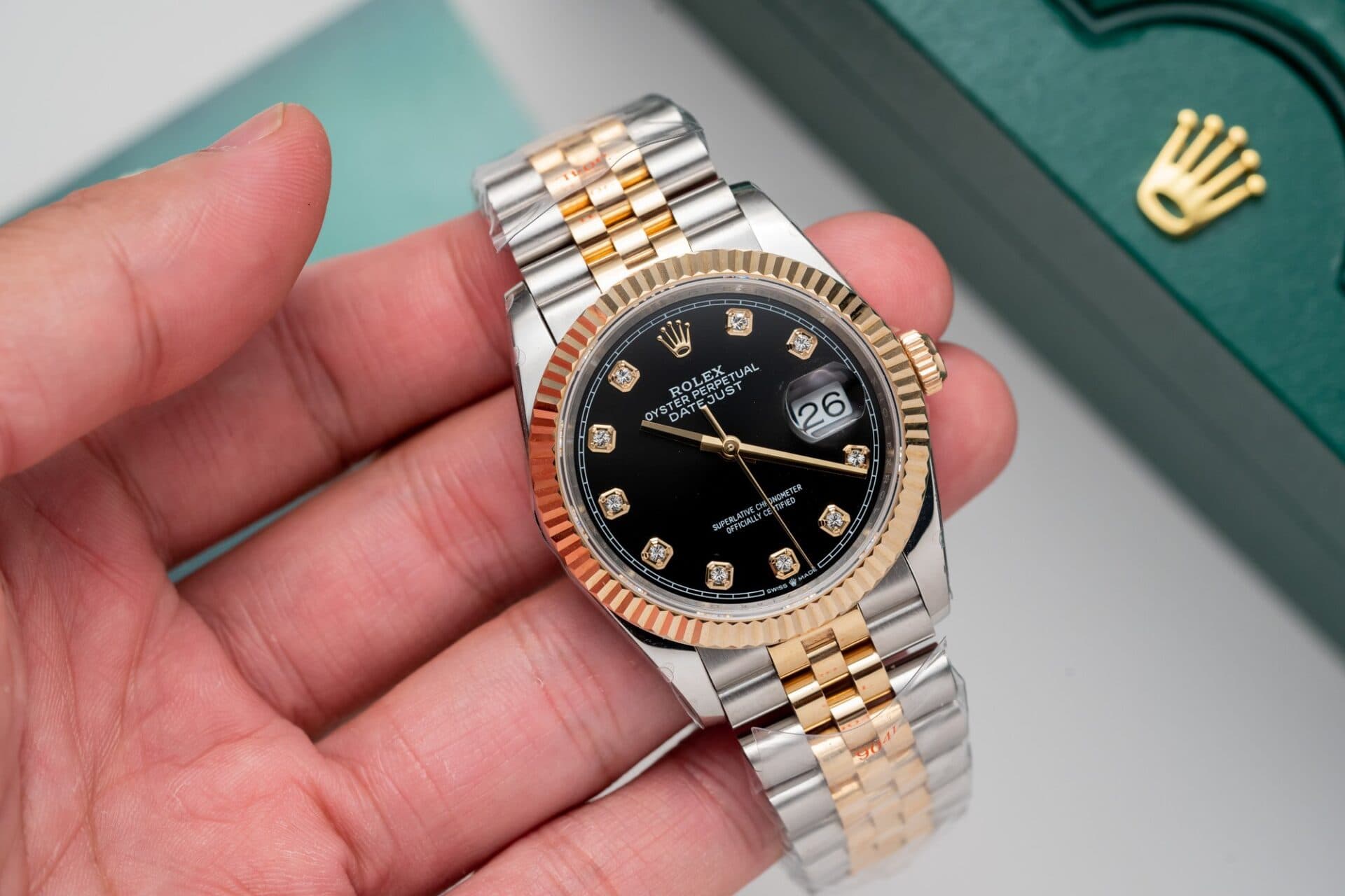 Dong-Ho-Rolex-DateJust-Boc-Vang-That-Mat-Den-Nam-Nha-May-GM-36mm-5-1