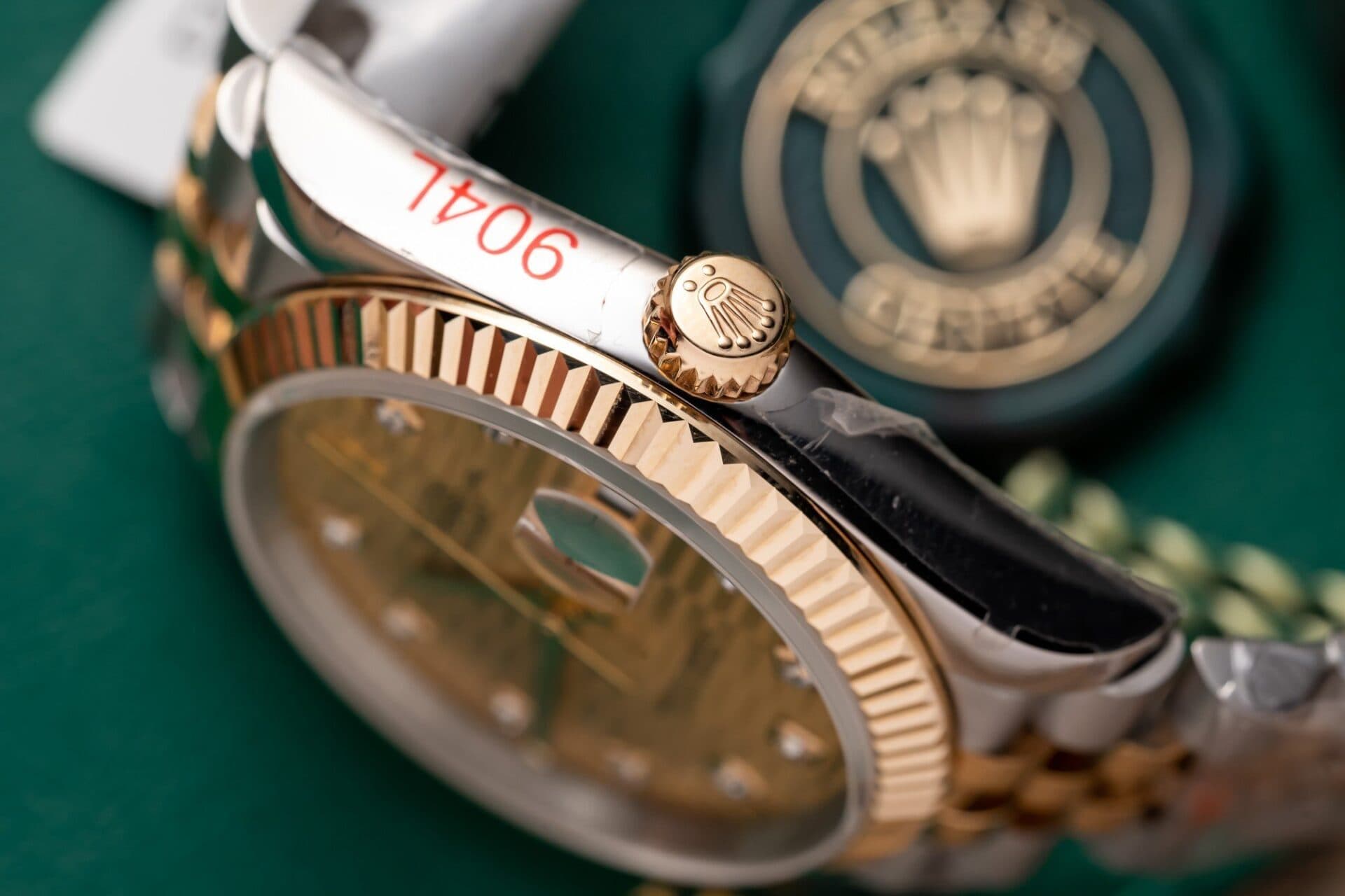 Dong-Ho-Rolex-DateJust-Boc-Vang-That-Mat-Nep-Gap-GMF-36mm-2-1