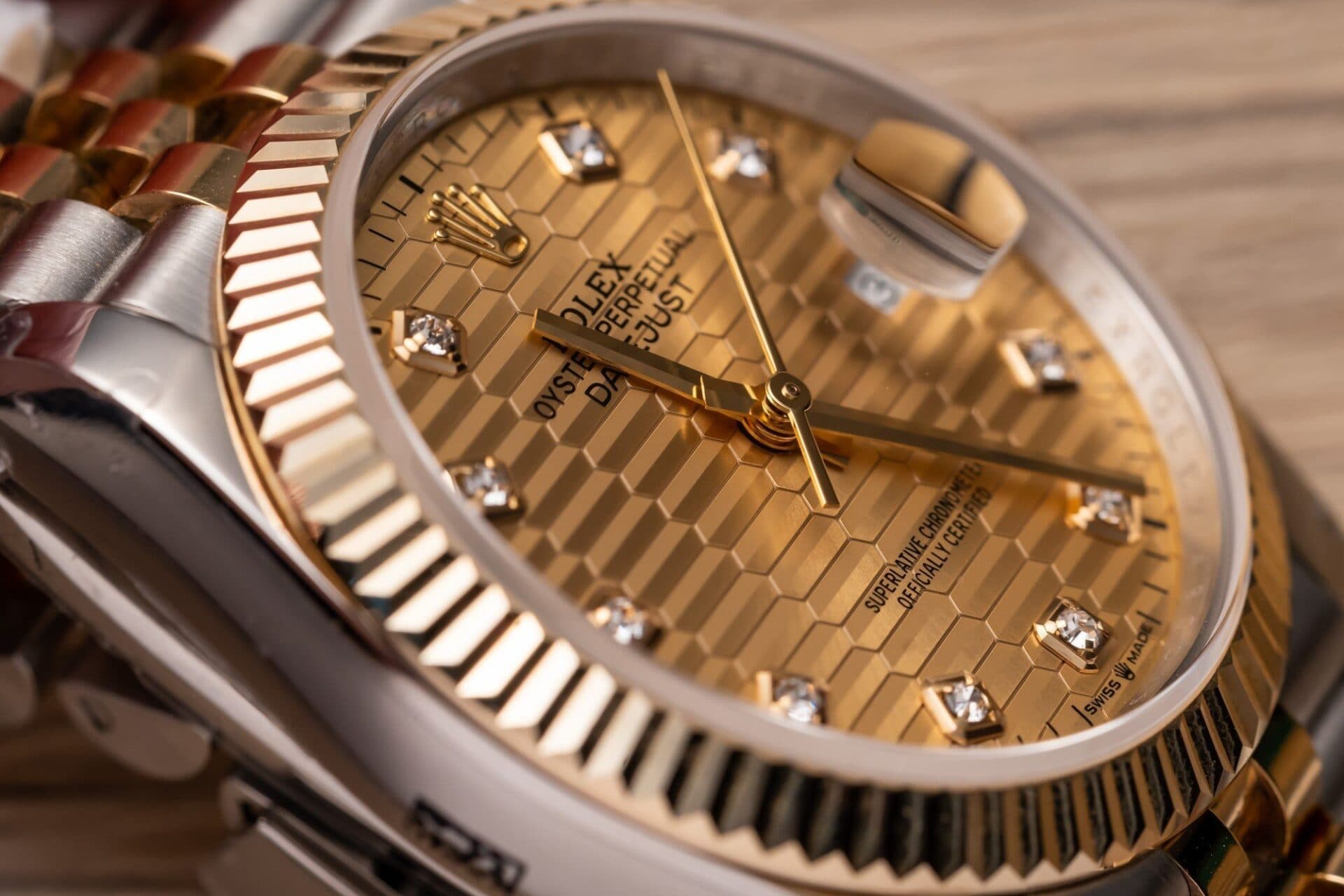 Dong-Ho-Rolex-DateJust-Boc-Vang-That-Mat-Nep-Gap-GMF-36mm-5-1