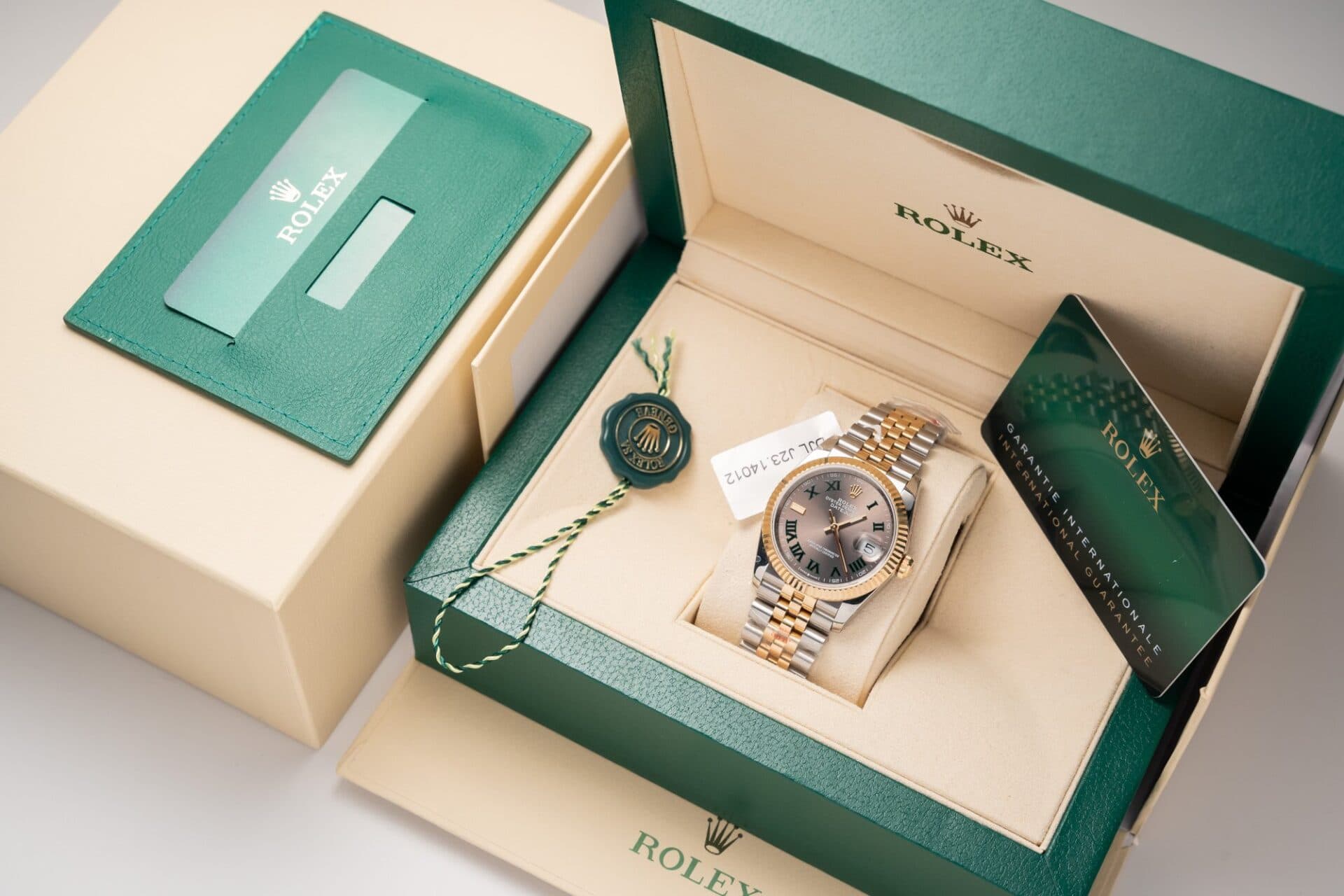 Dong-Ho-Rolex-DateJust-Boc-Vang-Vang-Mat-Wimbledon-Nha-May-GM-36mm-1-1