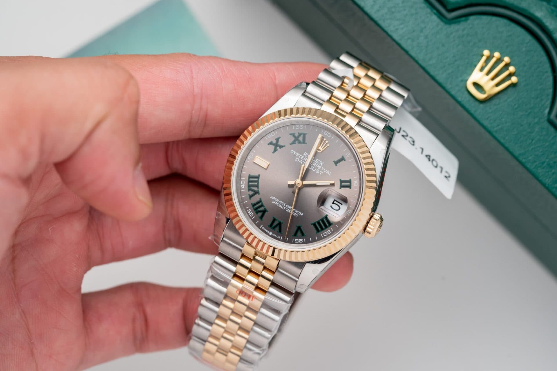 Dong-Ho-Rolex-DateJust-Boc-Vang-Vang-Mat-Wimbledon-Nha-May-GM-36mm-3-1