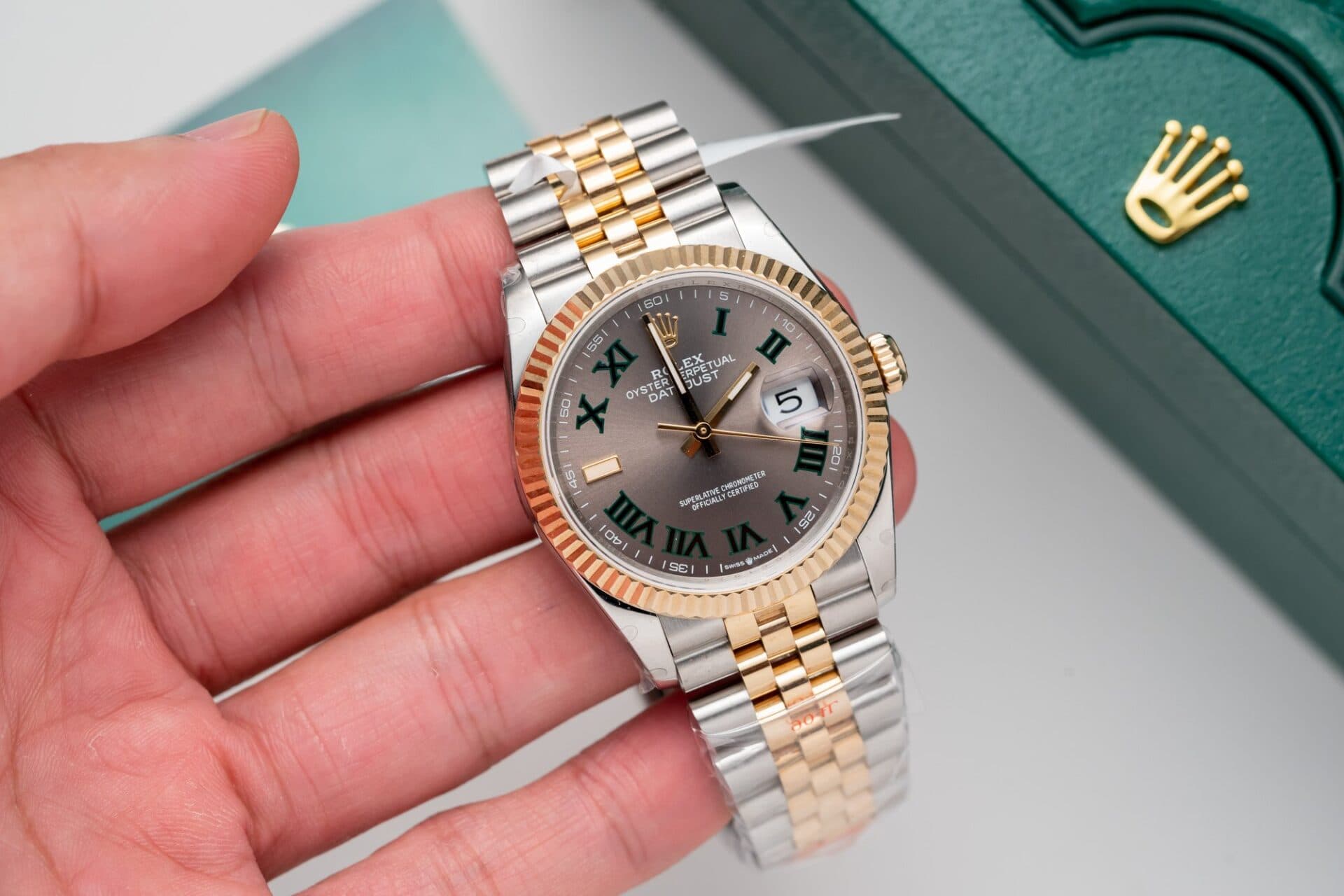 Dong-Ho-Rolex-DateJust-Boc-Vang-Vang-Mat-Wimbledon-Nha-May-GM-36mm-6-1