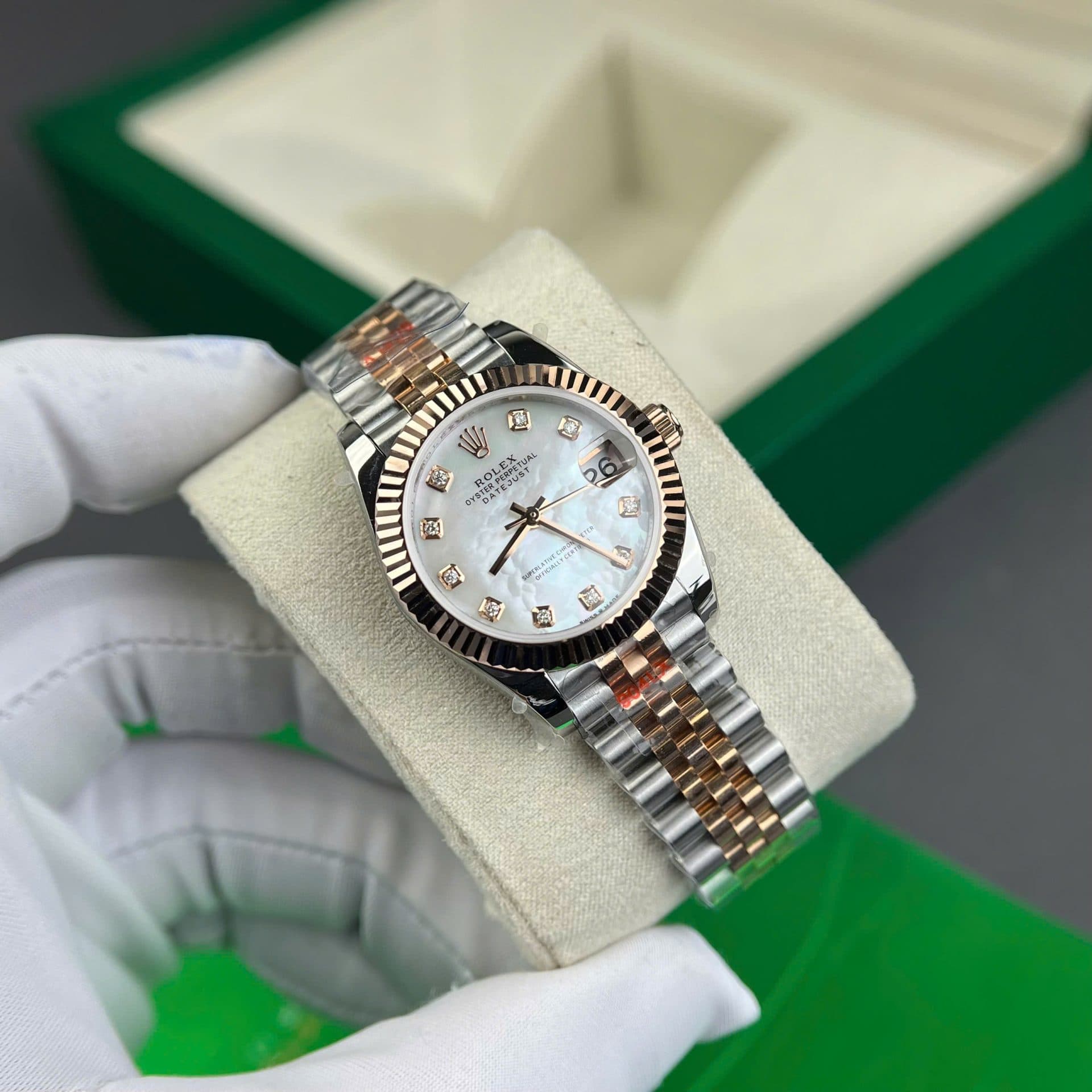 Dong-Ho-Rolex-DateJust-Che-Tac-Boc-Vang-That-Mat-MOP-Coc-So-Kim-Cuong-Thien-Nhien-GMF-31mm-4-1