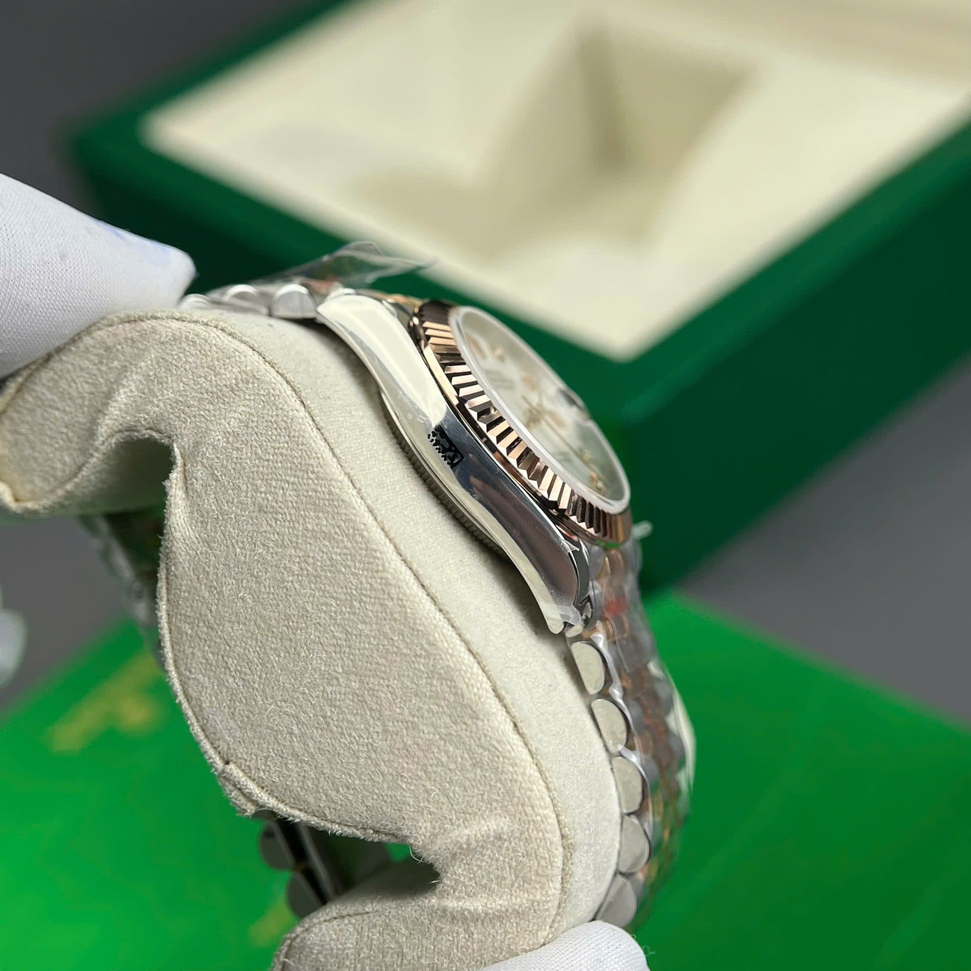 Dong-Ho-Rolex-DateJust-Che-Tac-Boc-Vang-That-Mat-MOP-Coc-So-Kim-Cuong-Thien-Nhien-GMF-31mm-6-1