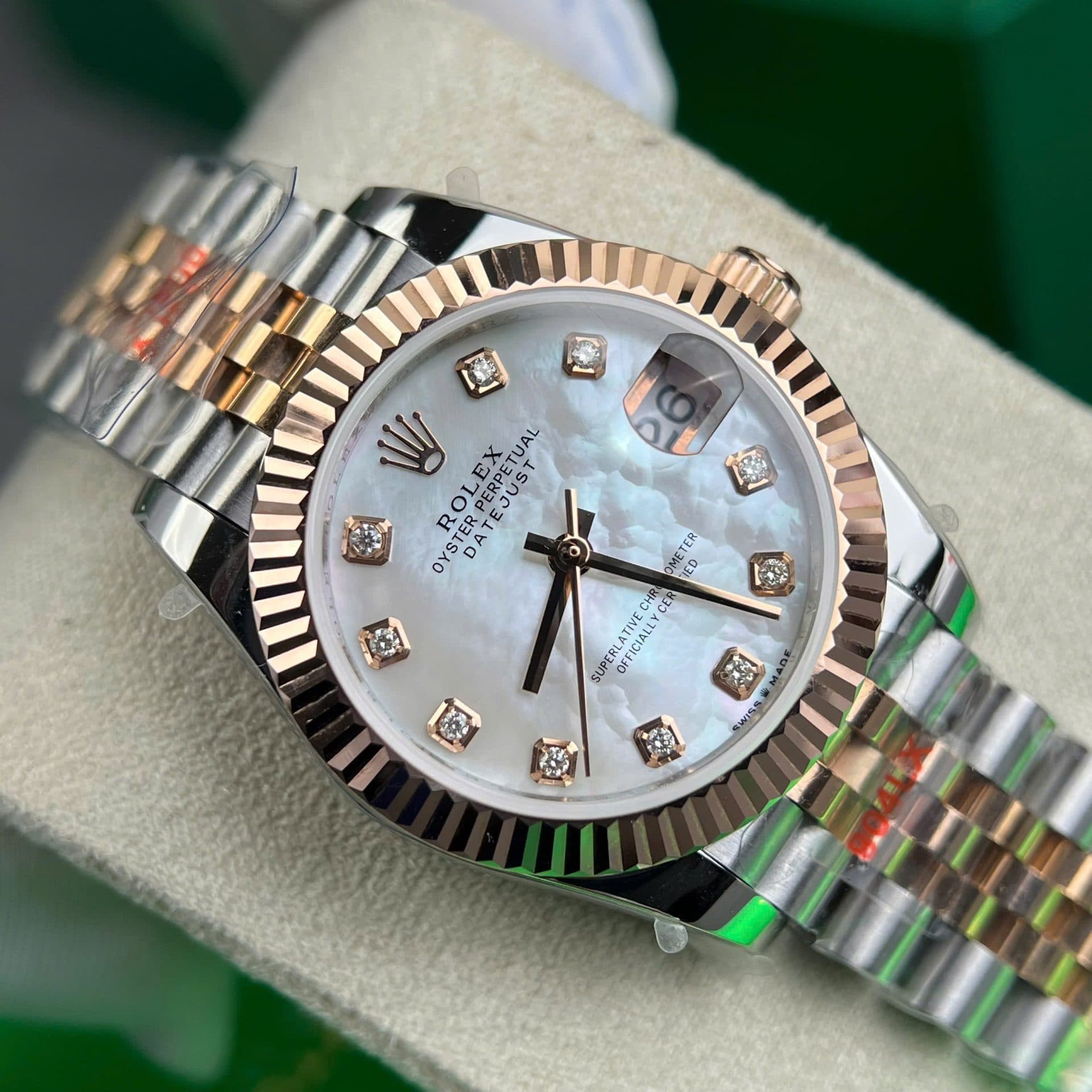 Dong-Ho-Rolex-DateJust-Che-Tac-Boc-Vang-That-Mat-MOP-Coc-So-Kim-Cuong-Thien-Nhien-GMF-31mm-7-1