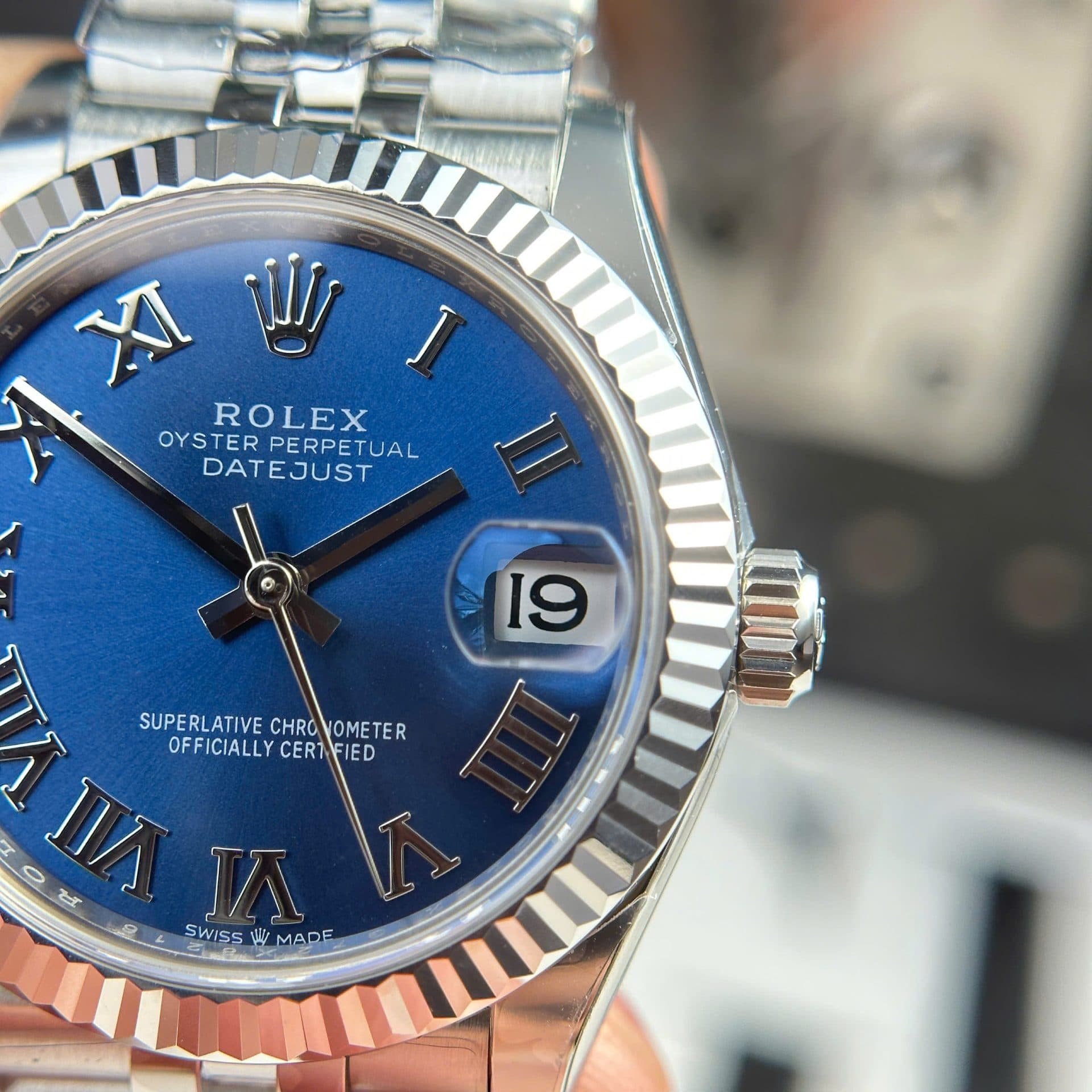 Dong-Ho-Rolex-DateJust-Clone-11-Mat-Xanh-Blue-Coc-So-La-Ma-Nha-May-THB-31mm-4-1
