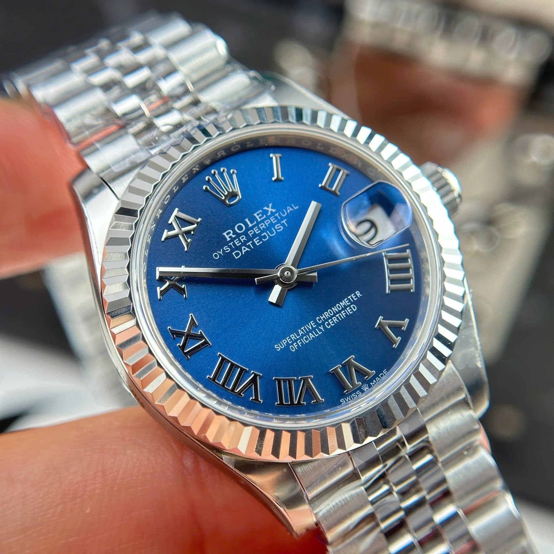 Dong-Ho-Rolex-DateJust-Clone-11-Mat-Xanh-Blue-Coc-So-La-Ma-Nha-May-THB-31mm-5-1