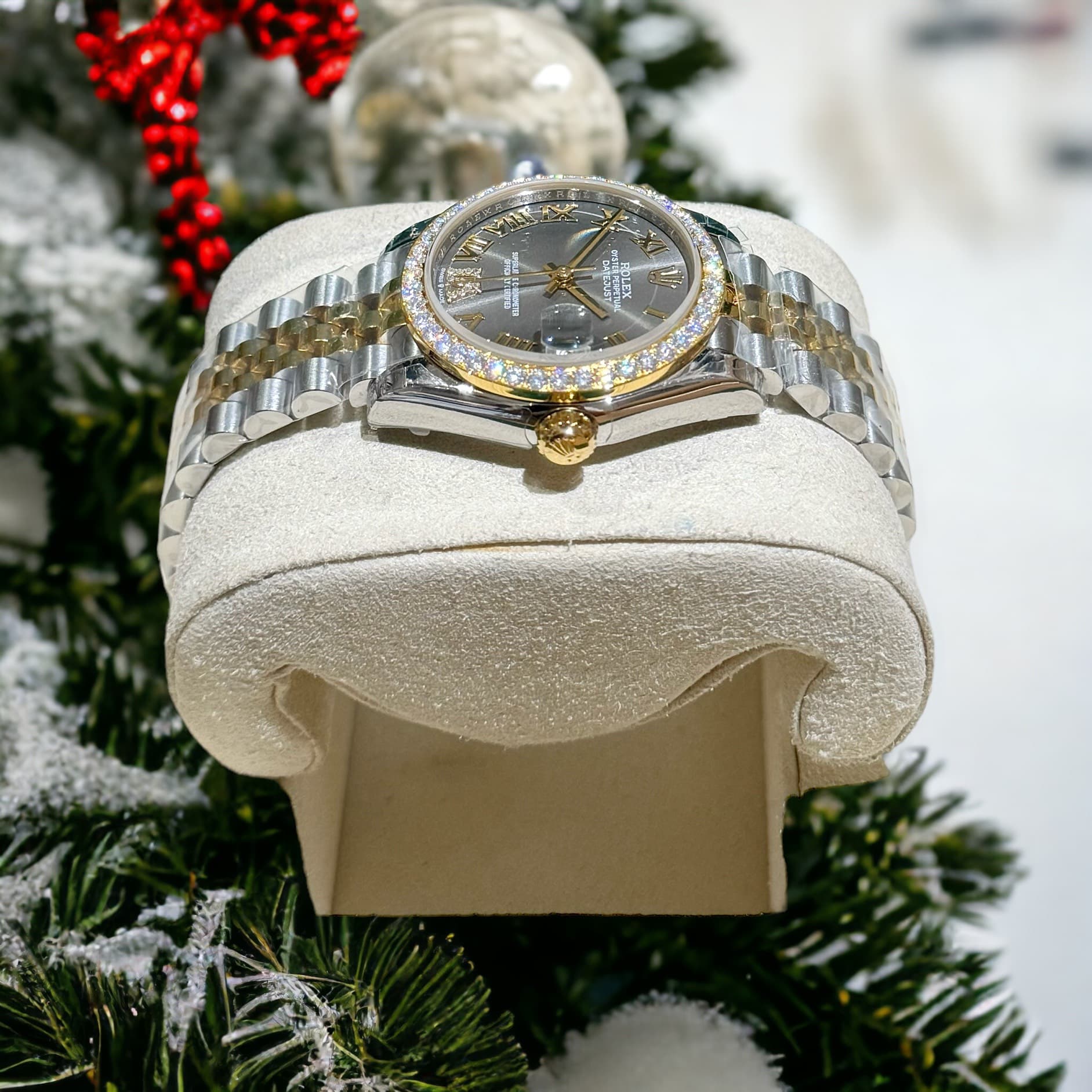 Dong-Ho-Rolex-DateJust-Do-Kim-Cuong-Moissanite-Replica-11-Mat-Xam-31mm-1-1